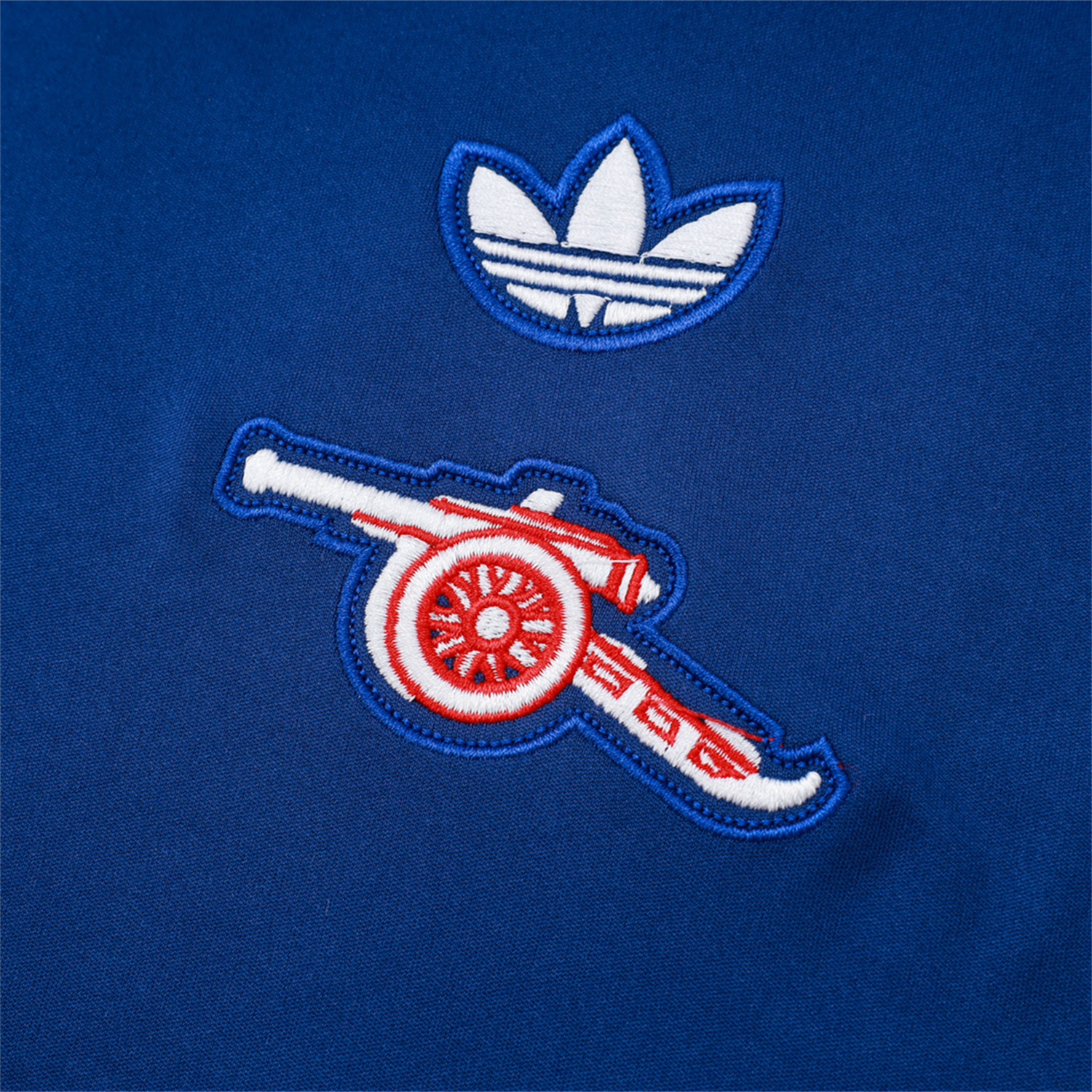 AlphaJersey-Arsenal 25-26 Throwback Trefoil Vest Training Set - Royal Blue Vest and Shorts