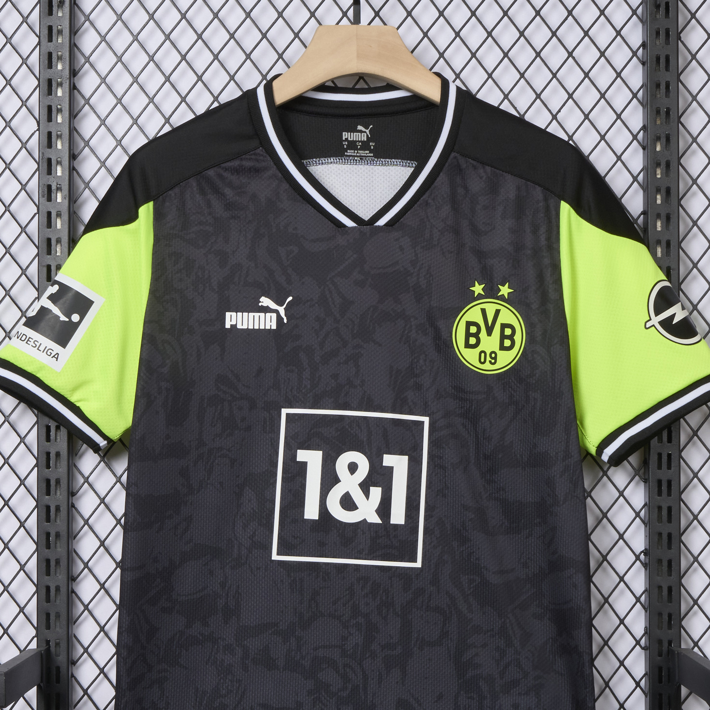 AlphaJersey-Retro Dortmund 2020-21 Black Special Edition Jersey