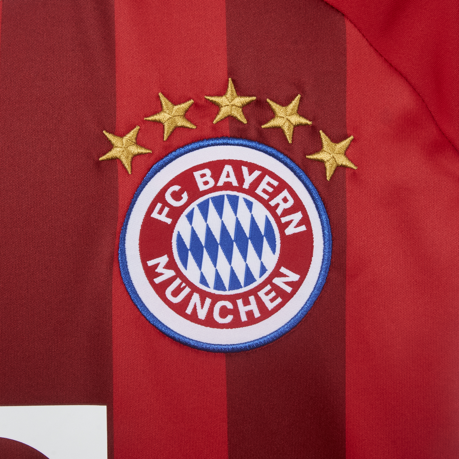 AlphaJersey-Bayern Munich 25-26 Victory Commemorative Special Jersey - Fans Version
