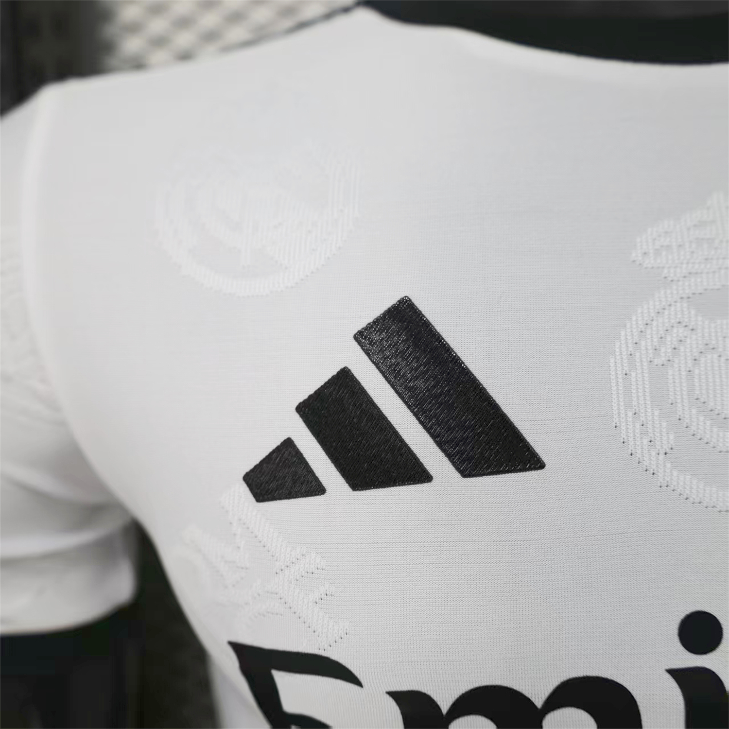 AlphaJersey-Real Madrid 25-26 White Team Logo Jacquard Special Jersey - Player Version