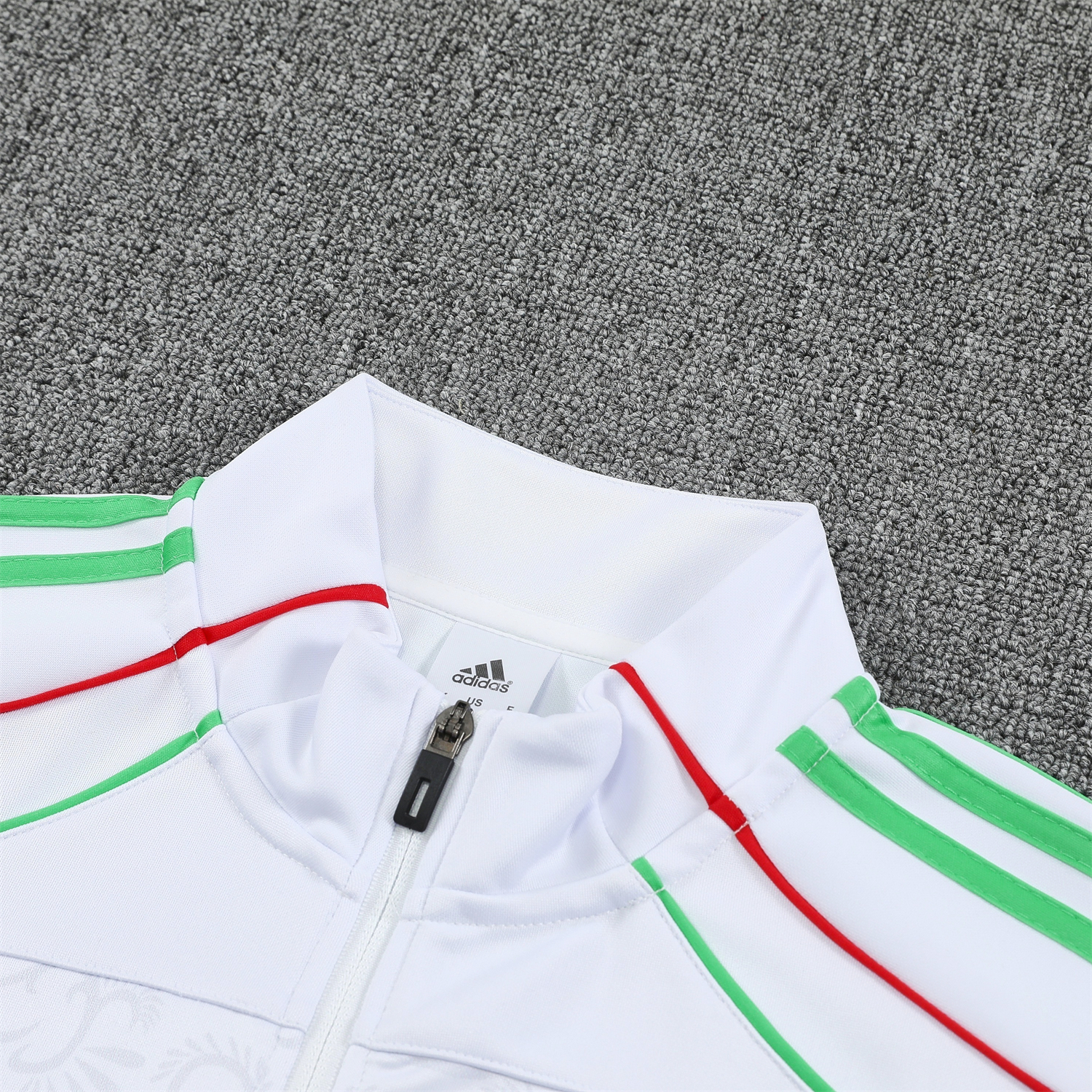 AlphaJersey-Algeria 2026 Long Sleeve Training Set - White Top and Black Pants