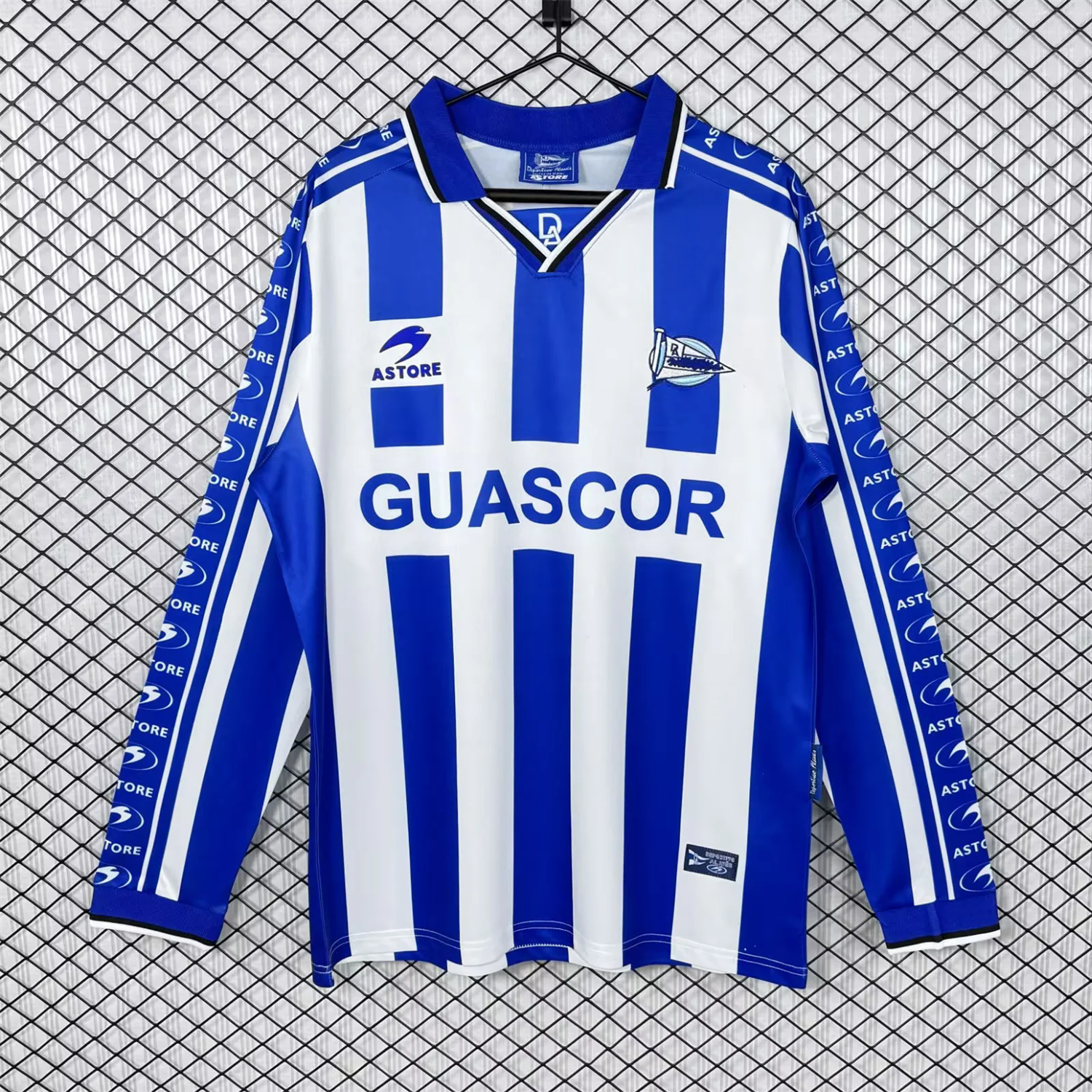 AlphaJersey-Retro Deportivo Alavés 1998-99 Home Long Sleeves Jersey