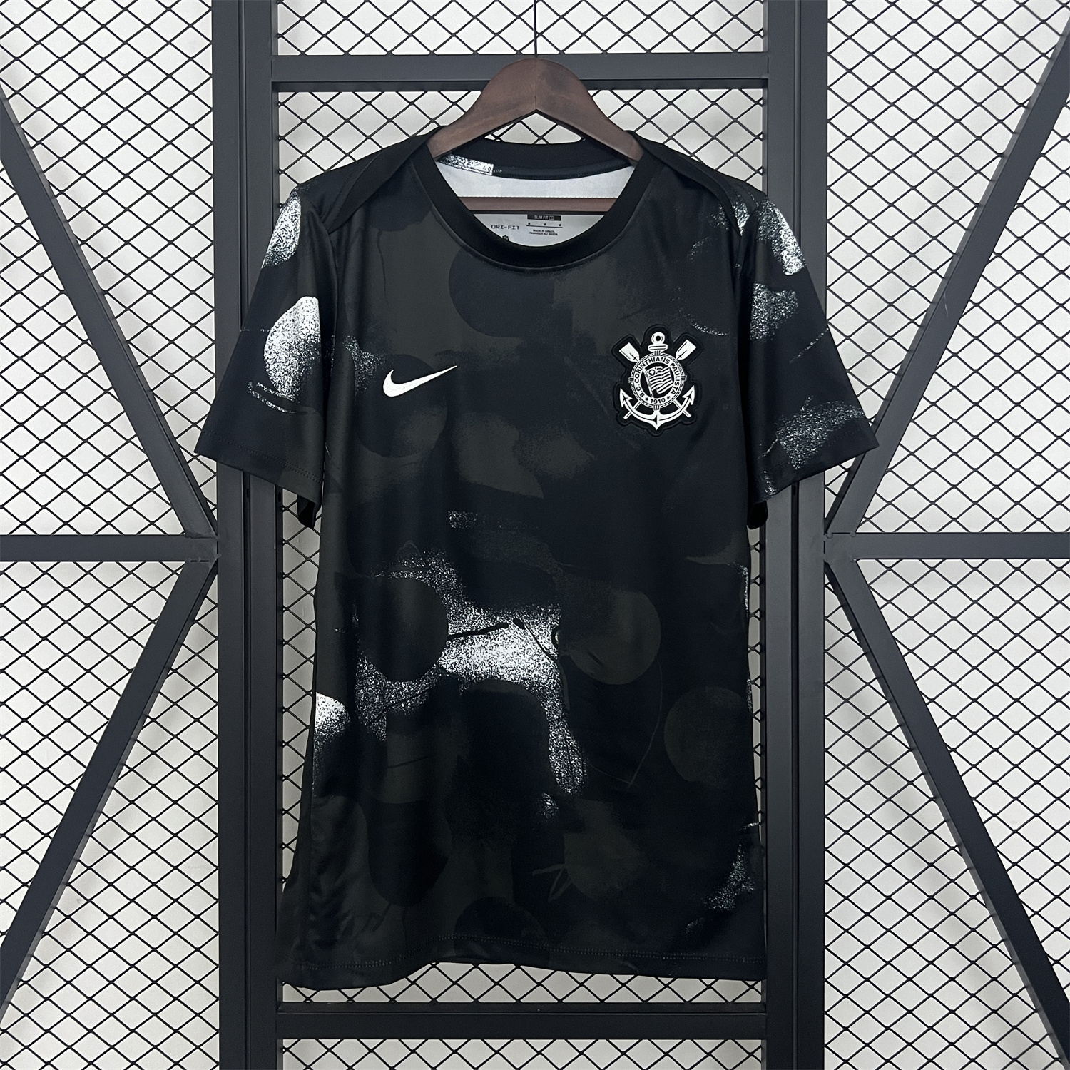 AlphaJersey-Corinthians 2025-26 Black Training Jersey - Fans Version