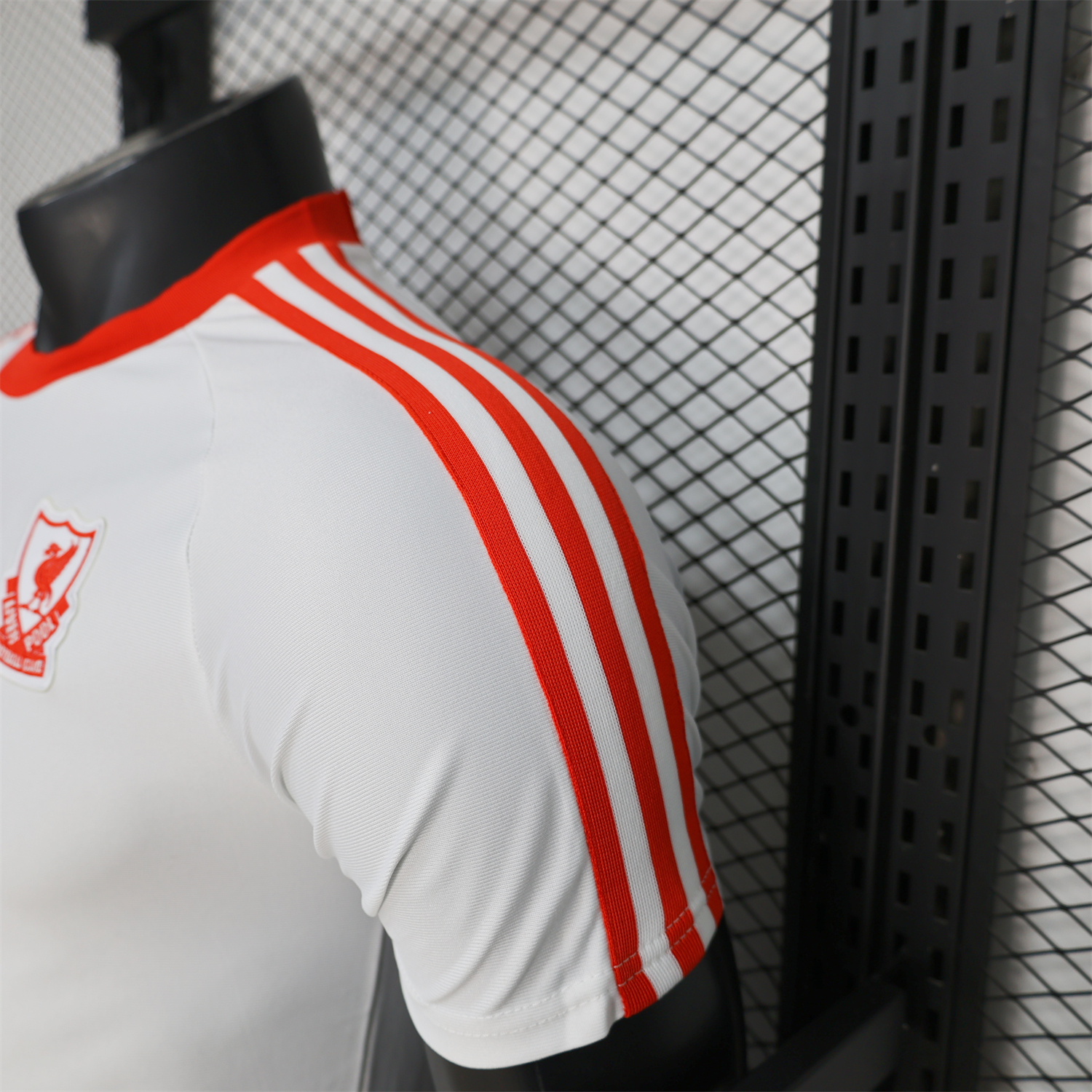 AlphaJersey-Liver.pool 25-26 Terrace Icon Retro Casual Style White Jersey - Player Version