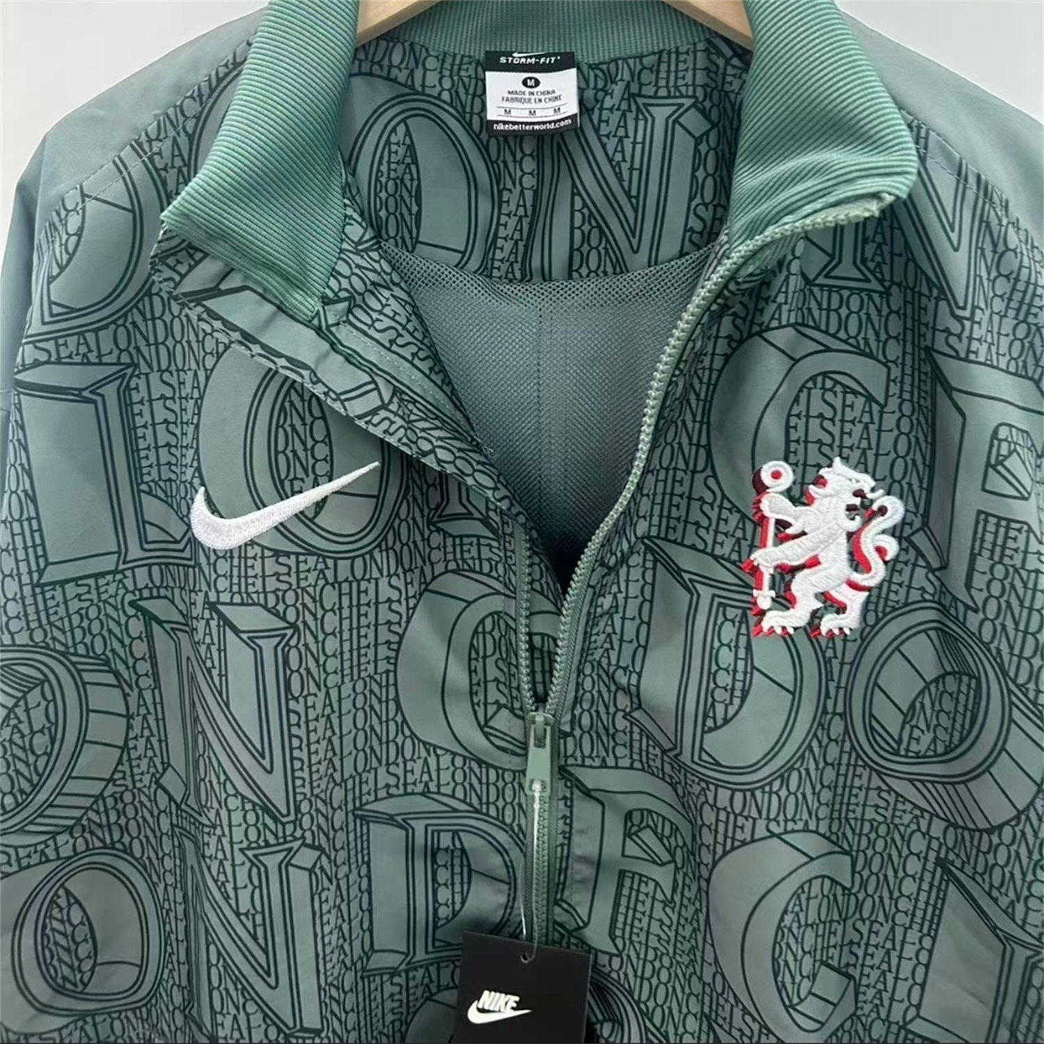 AlphaJersey-C.H.E.L.S.E.A 25-26 Subtle Letter Pattern Windbreaker Jacket - Dark Green