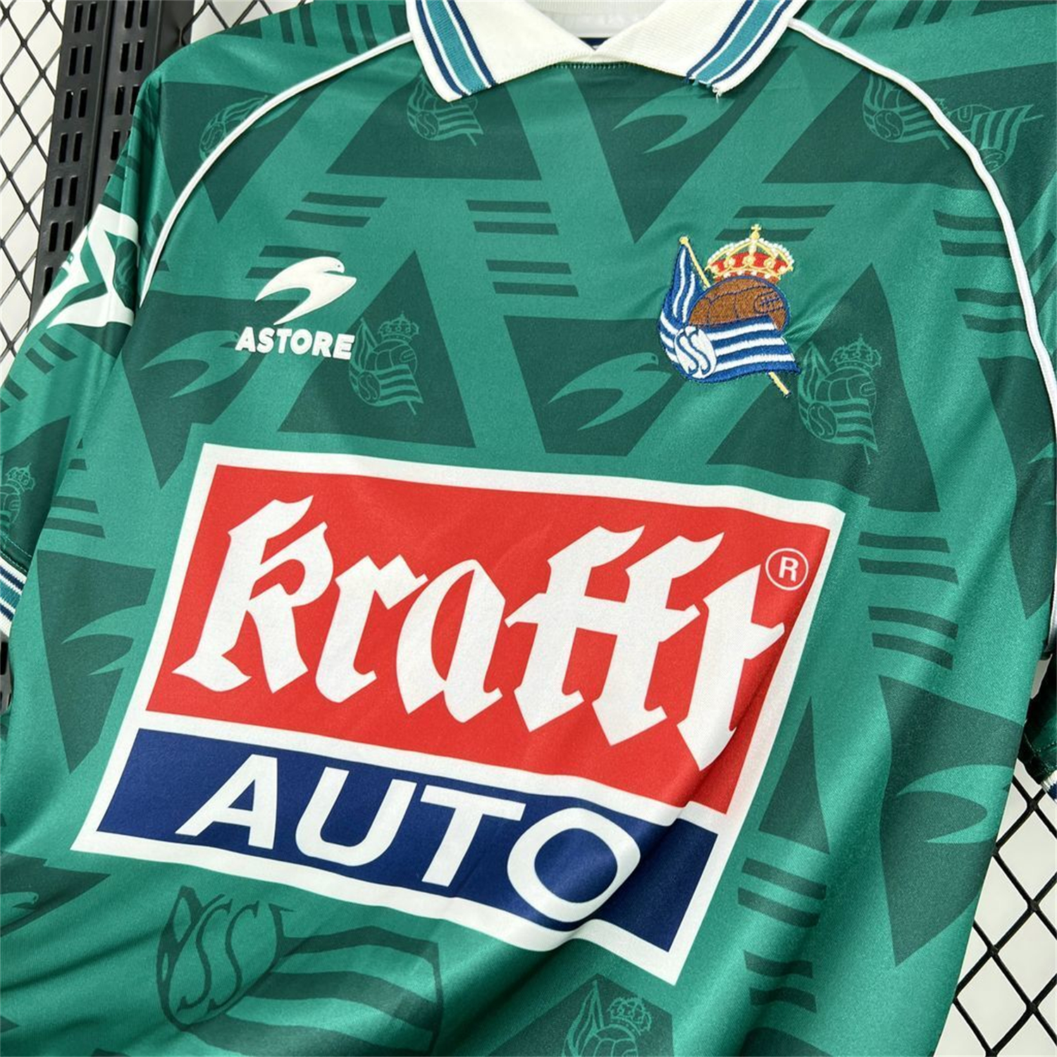 AlphaJersey-Retro Real Sociedad 1995-96 Home Jersey