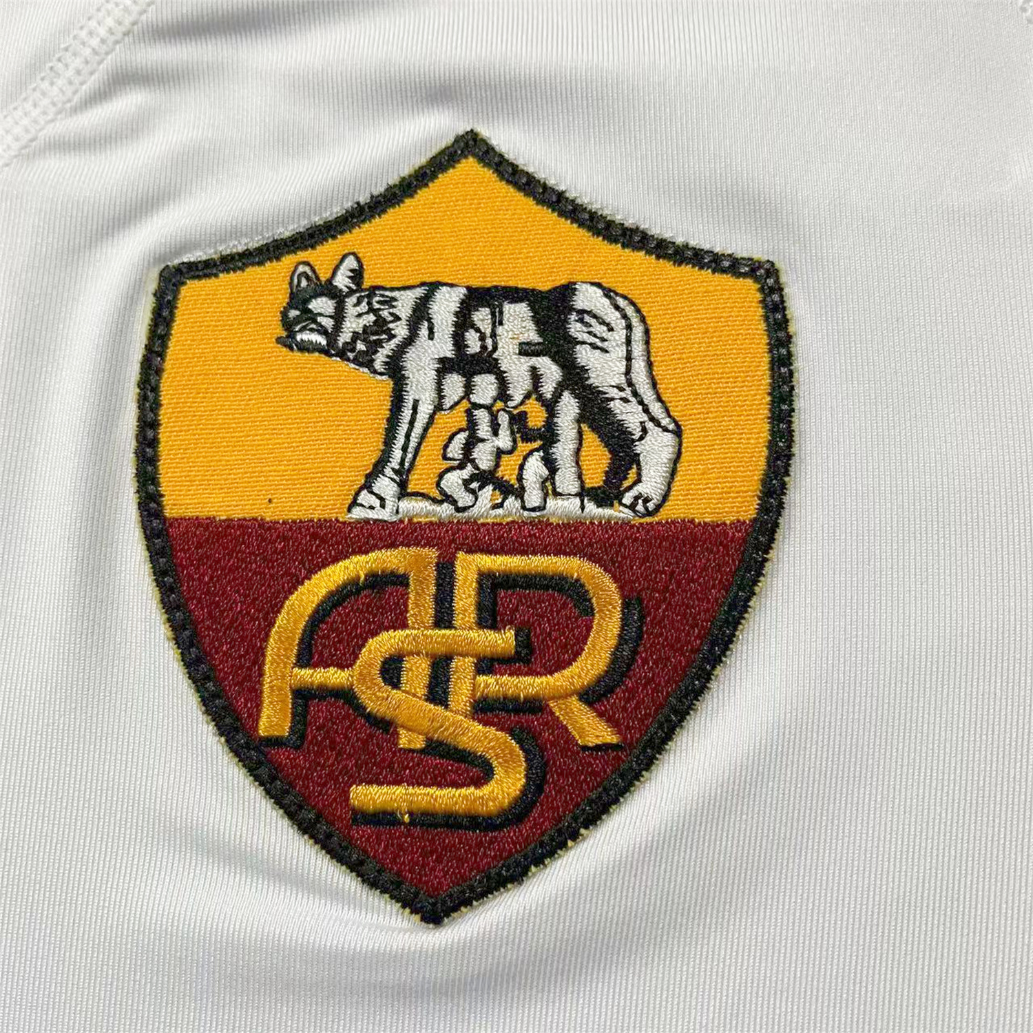AlphaJersey-Retro Roma 2001-02 Away Jersey