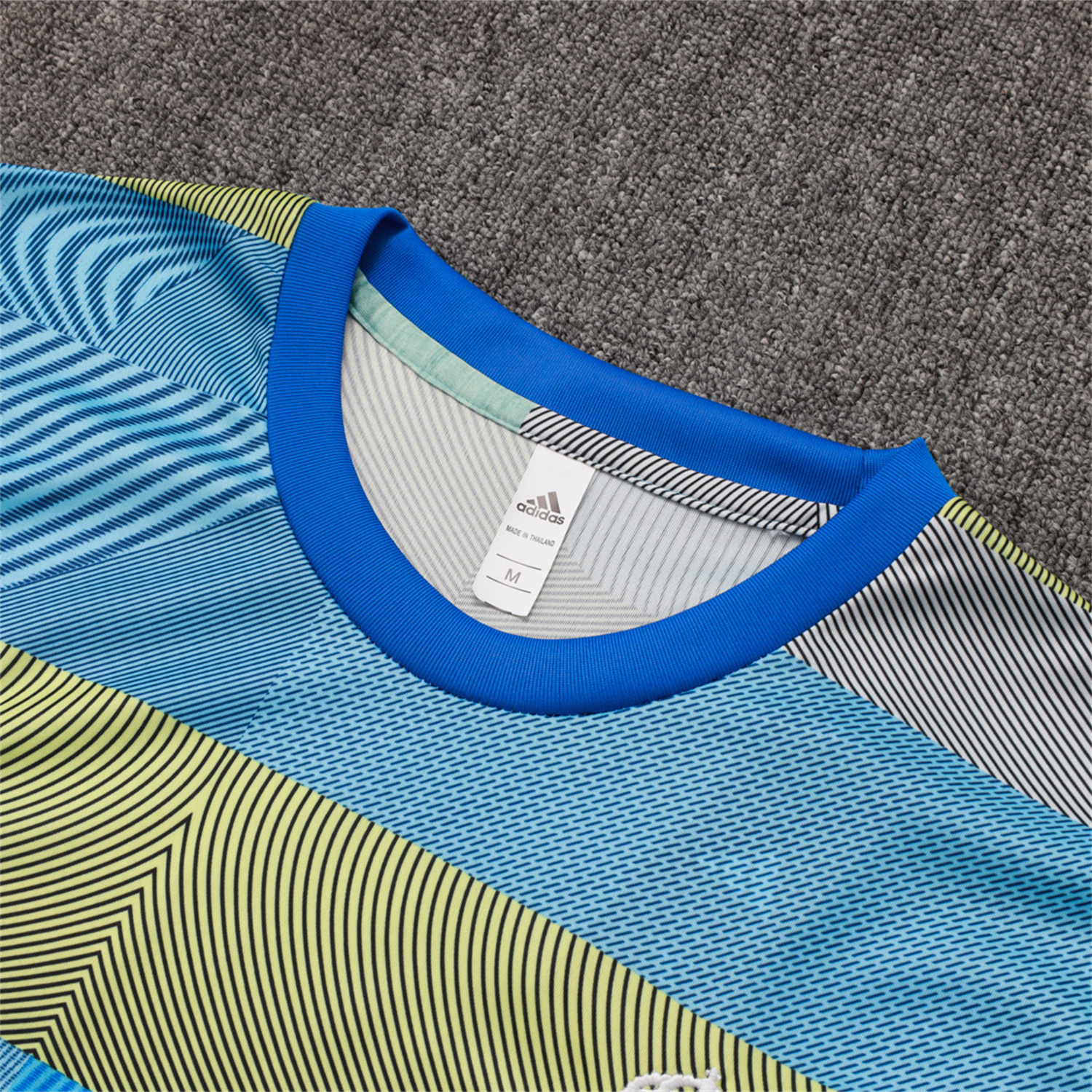 AlphaJersey-Real Madrid 25-26 Vest Training Set - Blue-Gray Camouflage Vest and Black Shorts