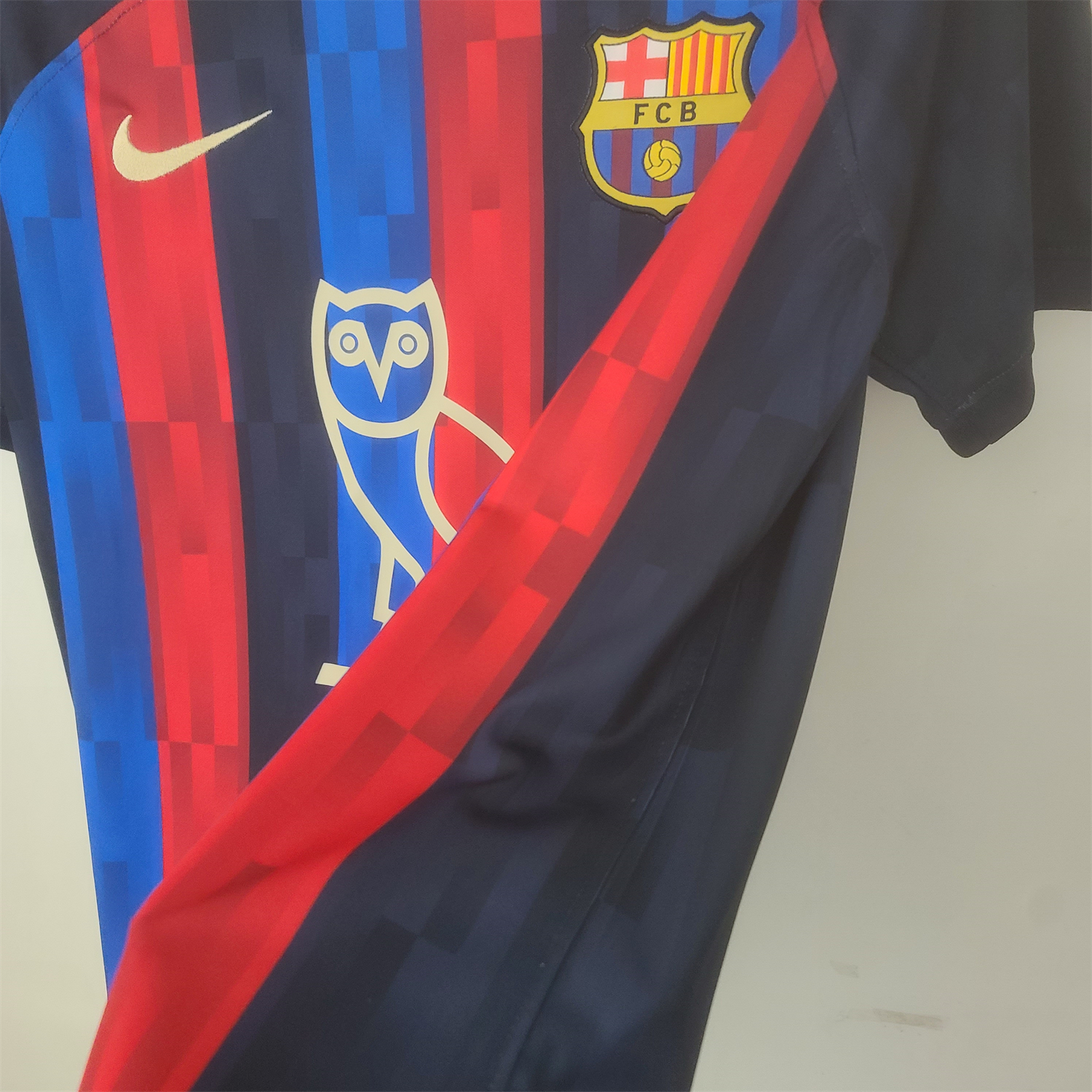 AlphaJersey-Retro Barcelona 22-23 Owl Sponsor Home Jersey