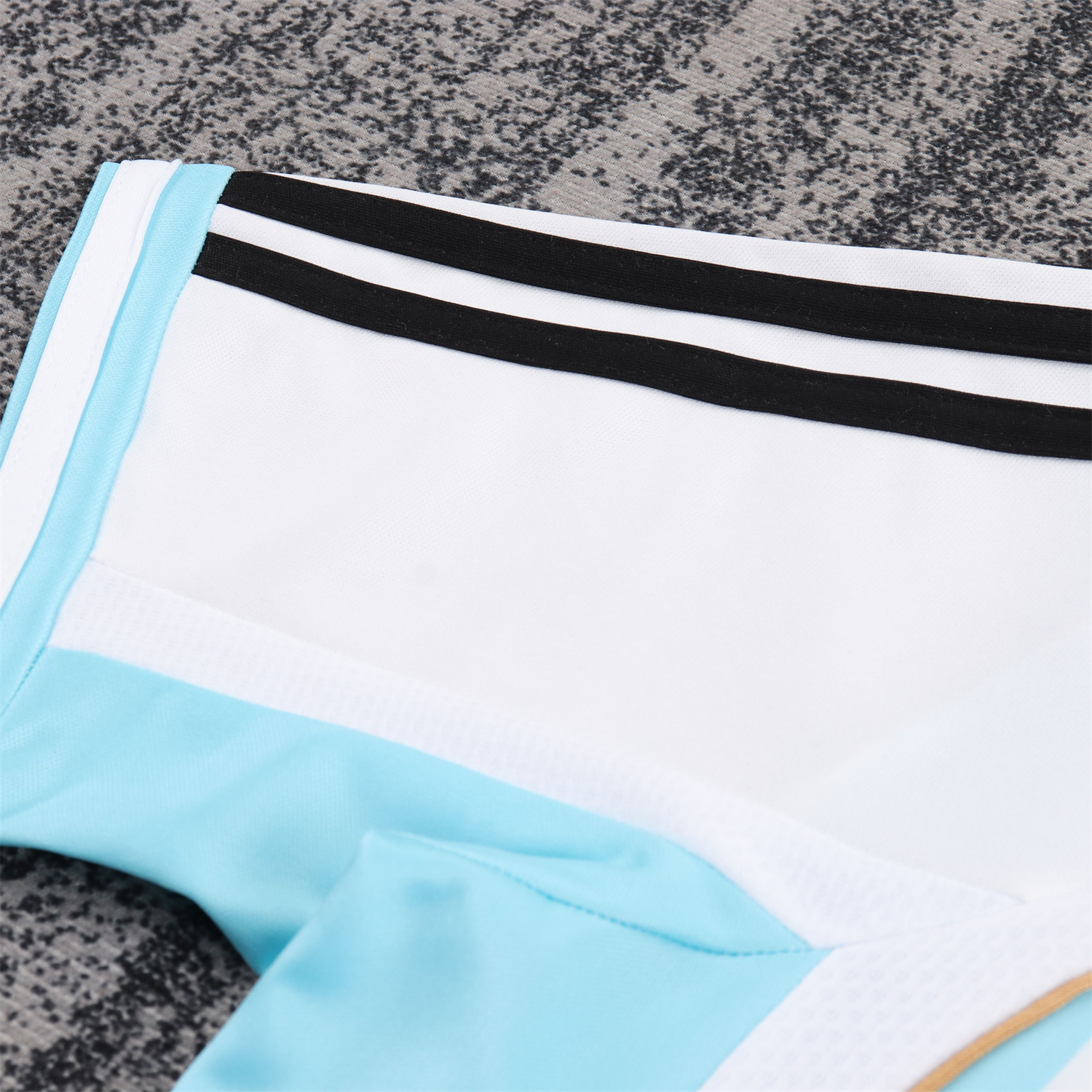 AlphaJersey-Retro Argentina 2006-07 Home Kids Kit