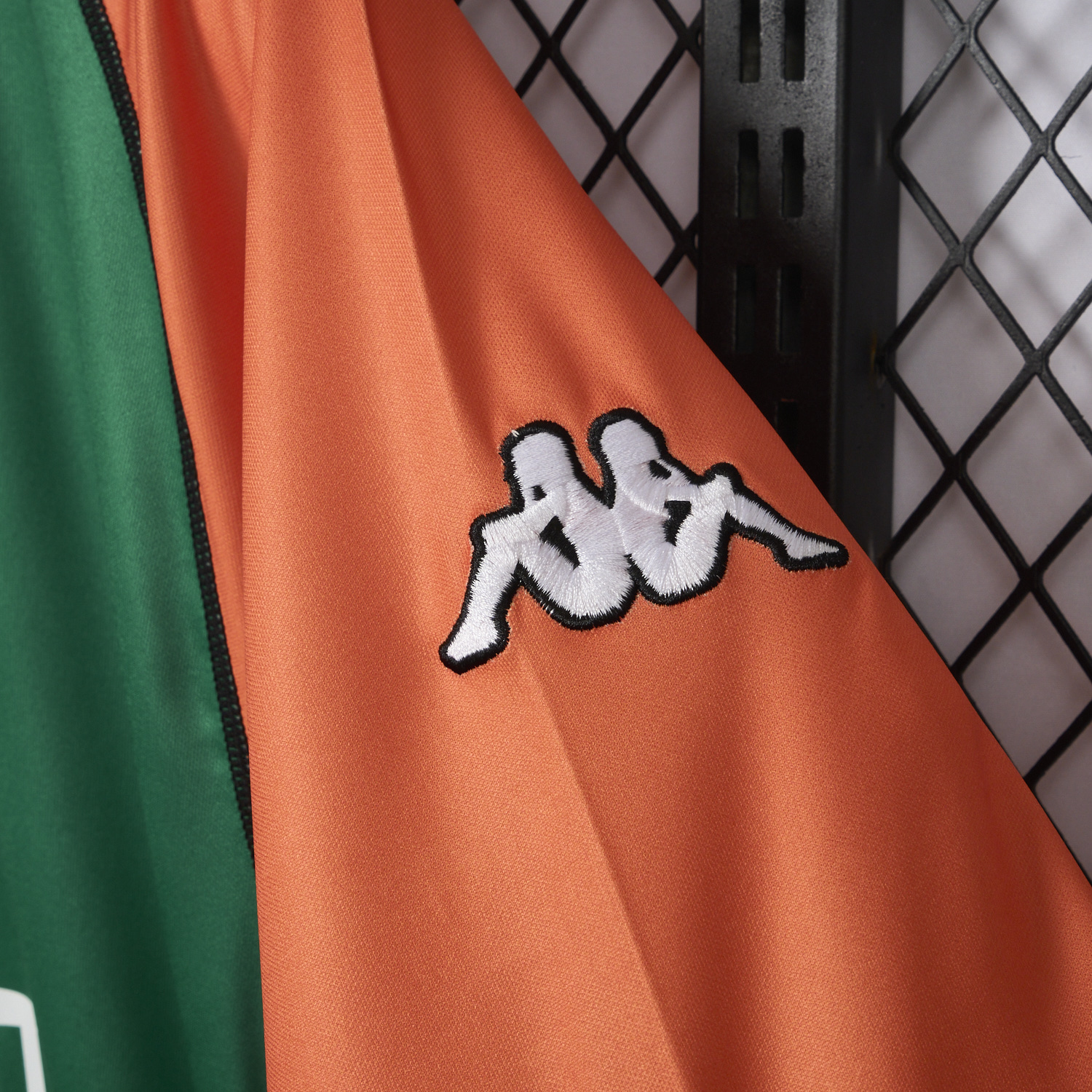 AlphaJersey-Retro Werder Bremen 2003-04 Home Jersey