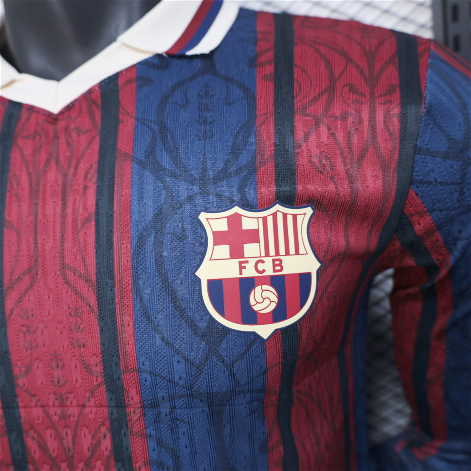 AlphaJersey-Barcelona 25-26 125th Anniversary Throwback Long Sleeves Jersey - Player Version