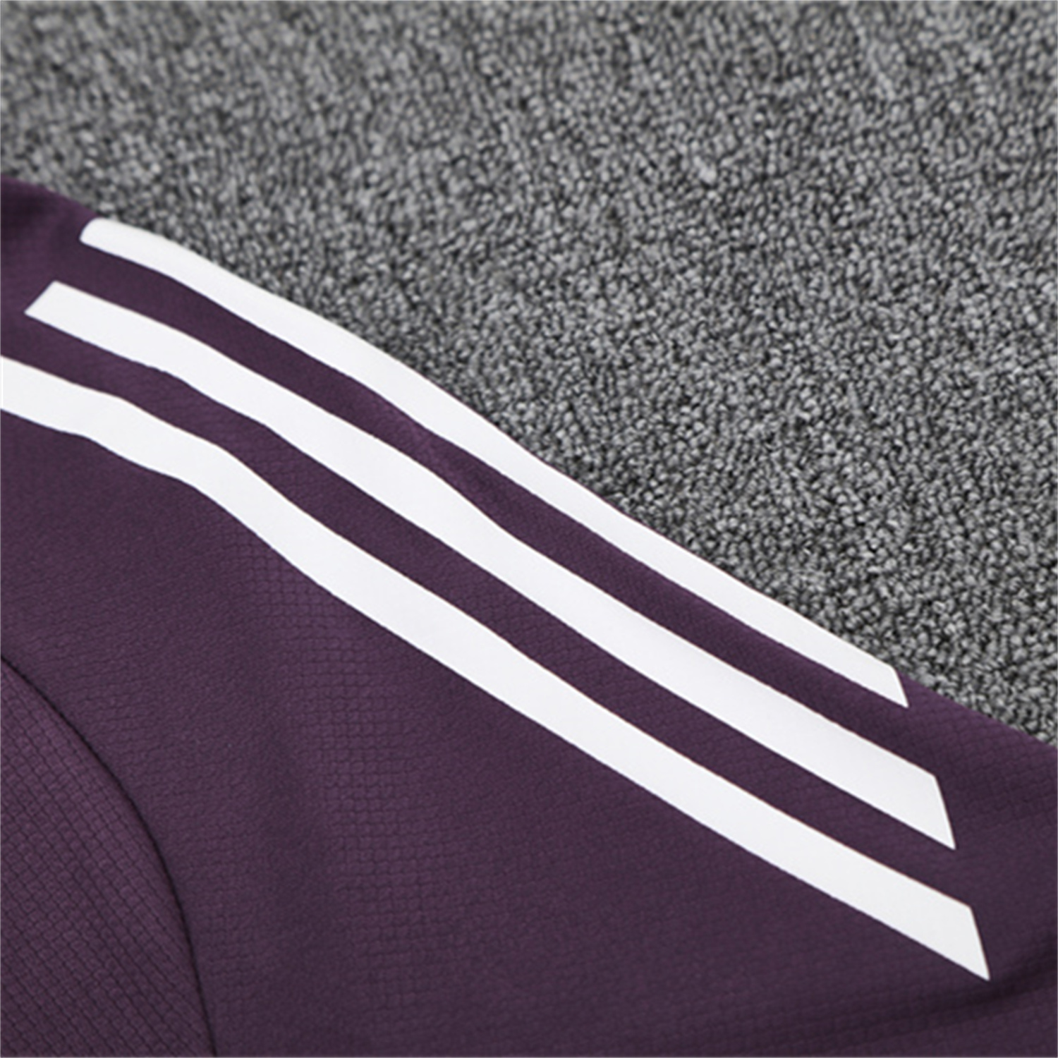 AlphaJersey-Manchester United 25-26 Short-Sleeve Training Set - Purple Top & Black shorts