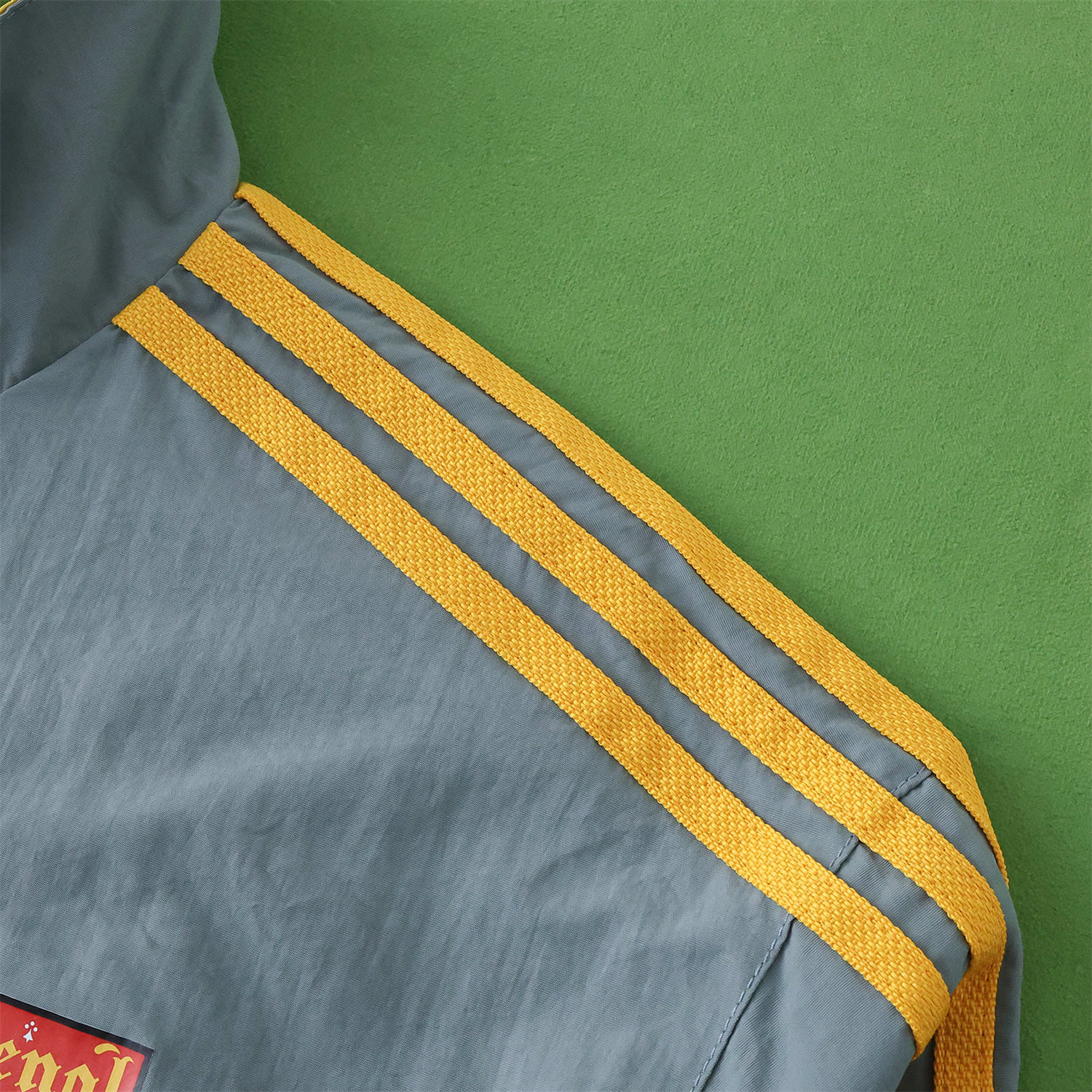 AlphaJersey-Retro Arsenal 1991-93 Away Double Sided Reversible Windbreaker - Yellow & Grey