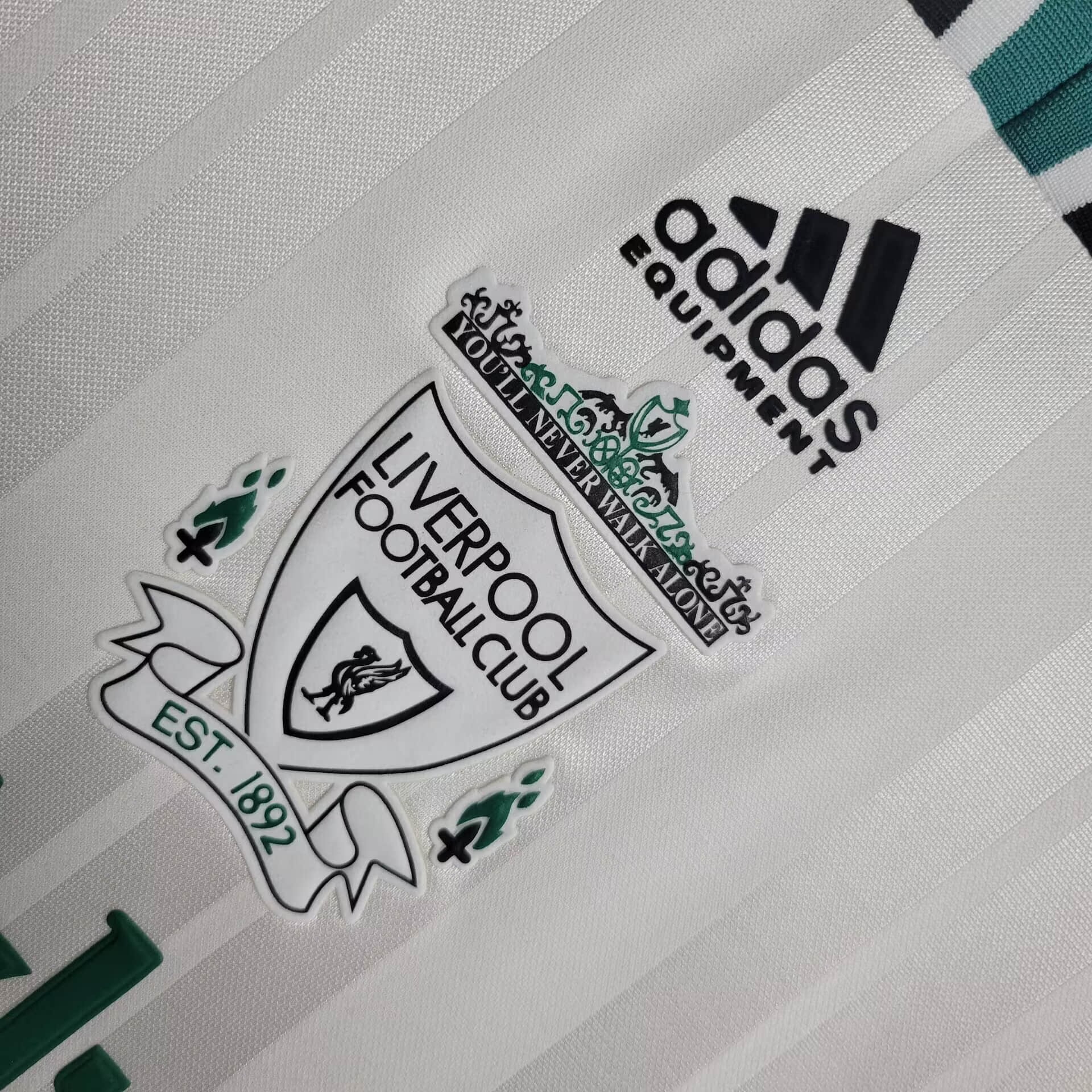 AlphaJersey-Retro Liver.pool 1993-95 Away Stadium Jersey