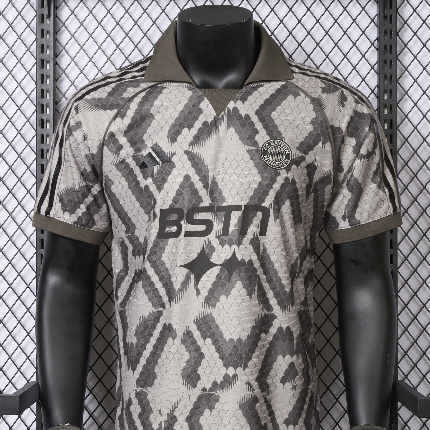 AlphaJersey-Bayern Munich x BSTN 25-26 Brown Special Edition Jersey - Player Version