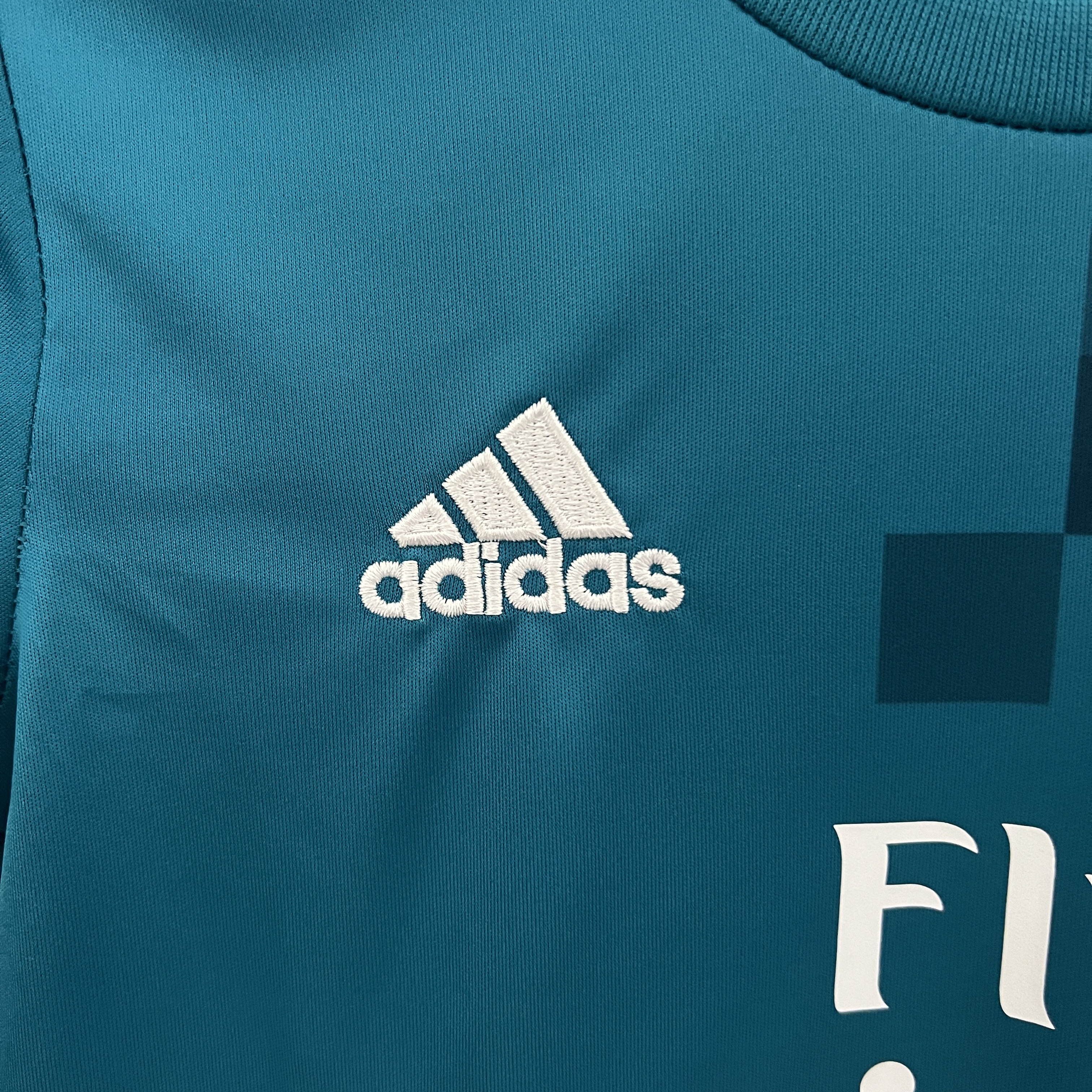 AlphaJersey-Retro Real Madrid 17-18 Third Kids Kit