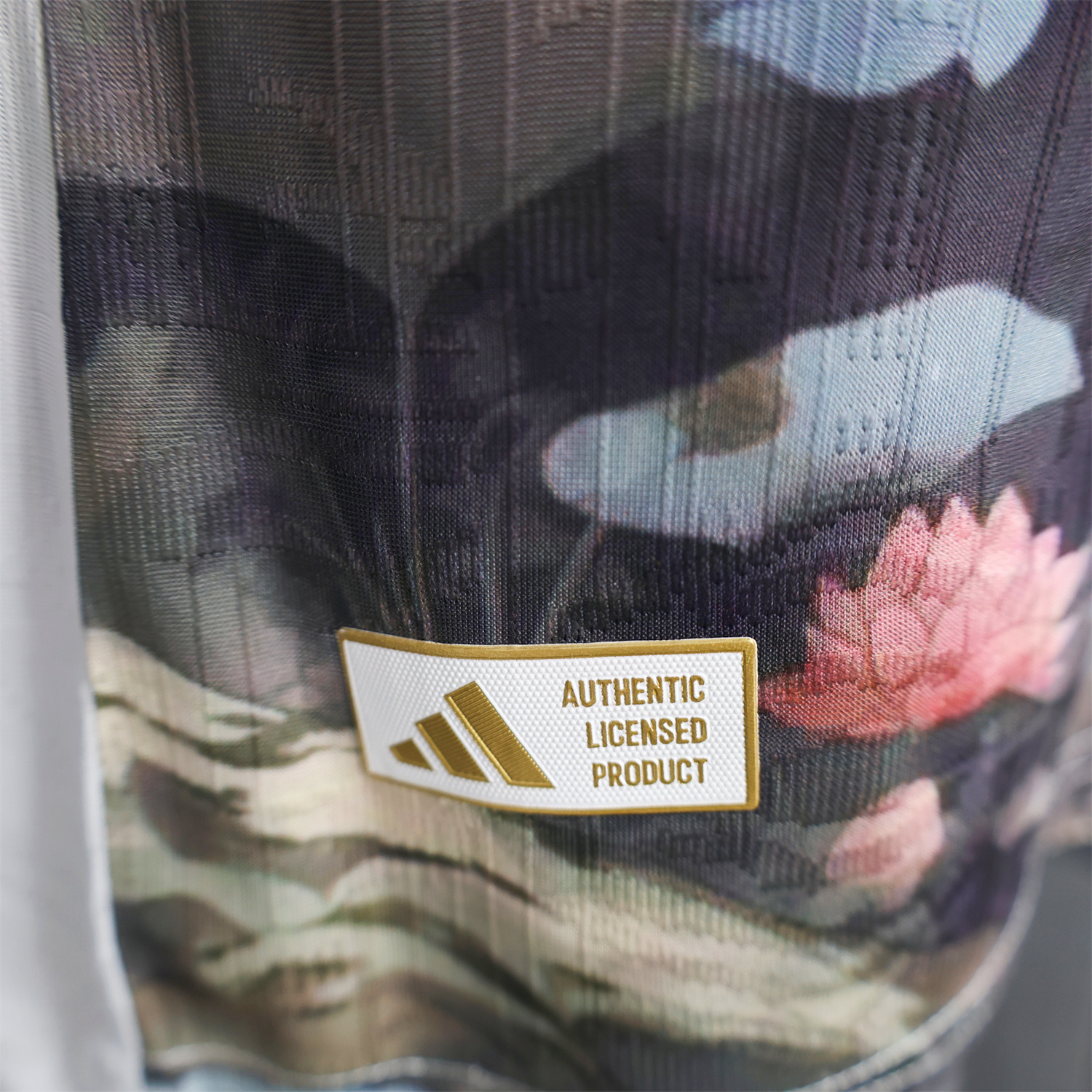 AlphaJersey-Japan 25-26 Son Goku Meditates Under The Tree Special Jersey - Player Version