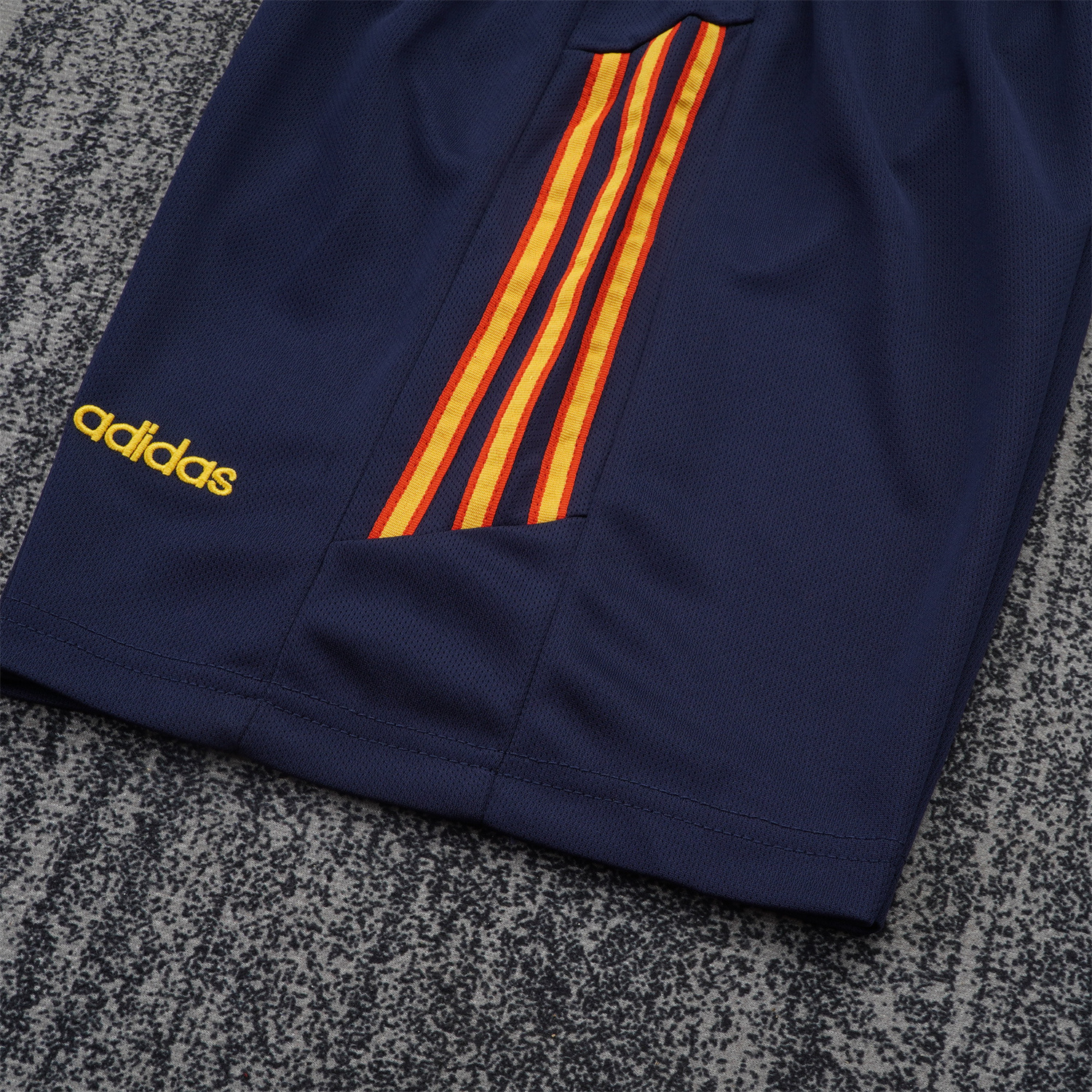 AlphaJersey-Retro Spain 1996 Away White Kids Kit