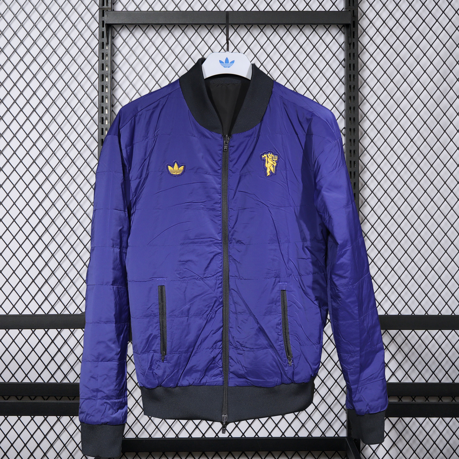 AlphaJersey-Manchester United 25-26 Double Sided Reversible Windbreaker - Black & Purple