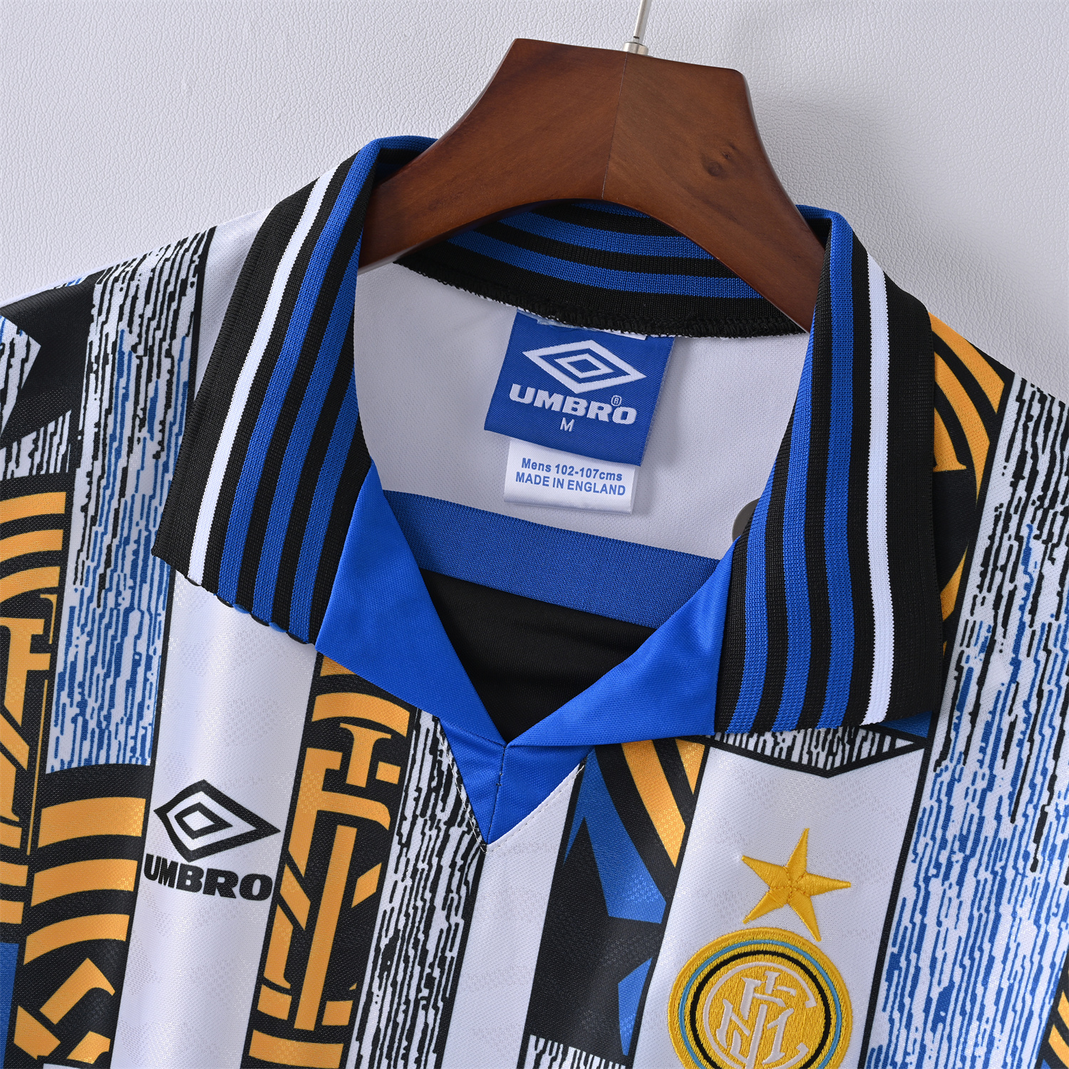 AlphaJersey-Retro Inter Milan 1995-96 Away Jersey