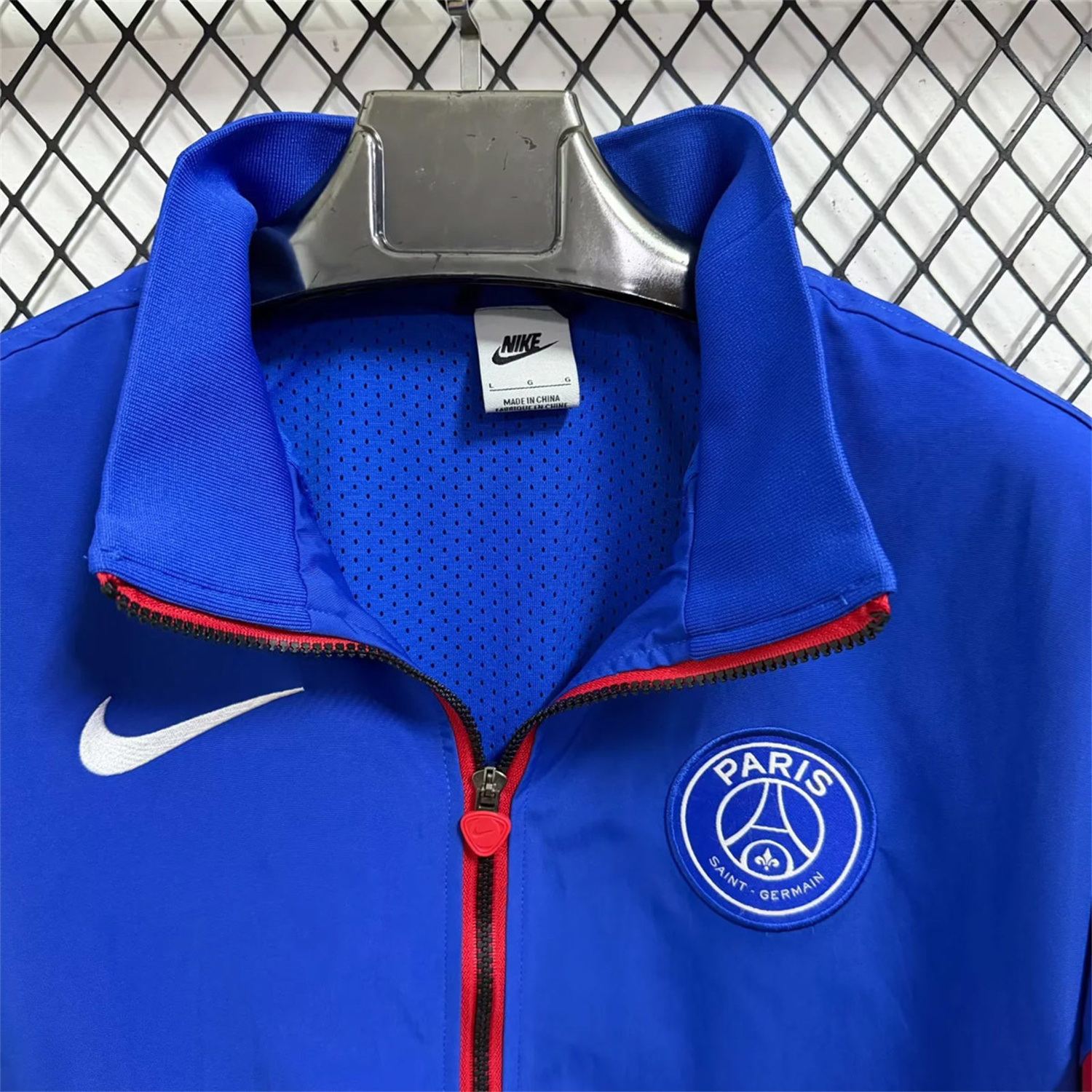 AlphaJersey-Paris Saint-Germain PSG 25-26 Windbreaker Jacket - Blue