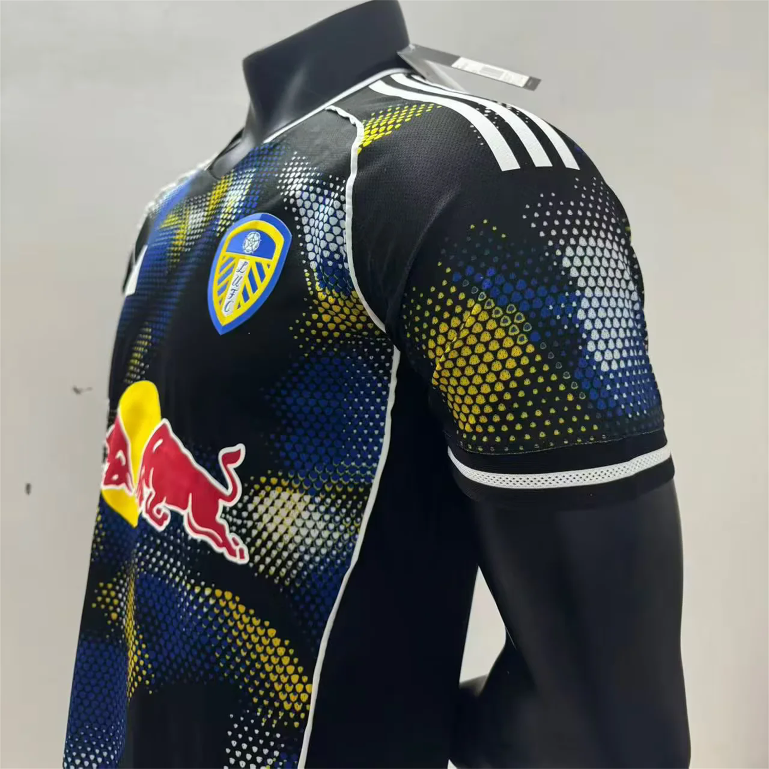 AlphaJersey-Leeds United 25-26 Third Black Jersey - Player Version