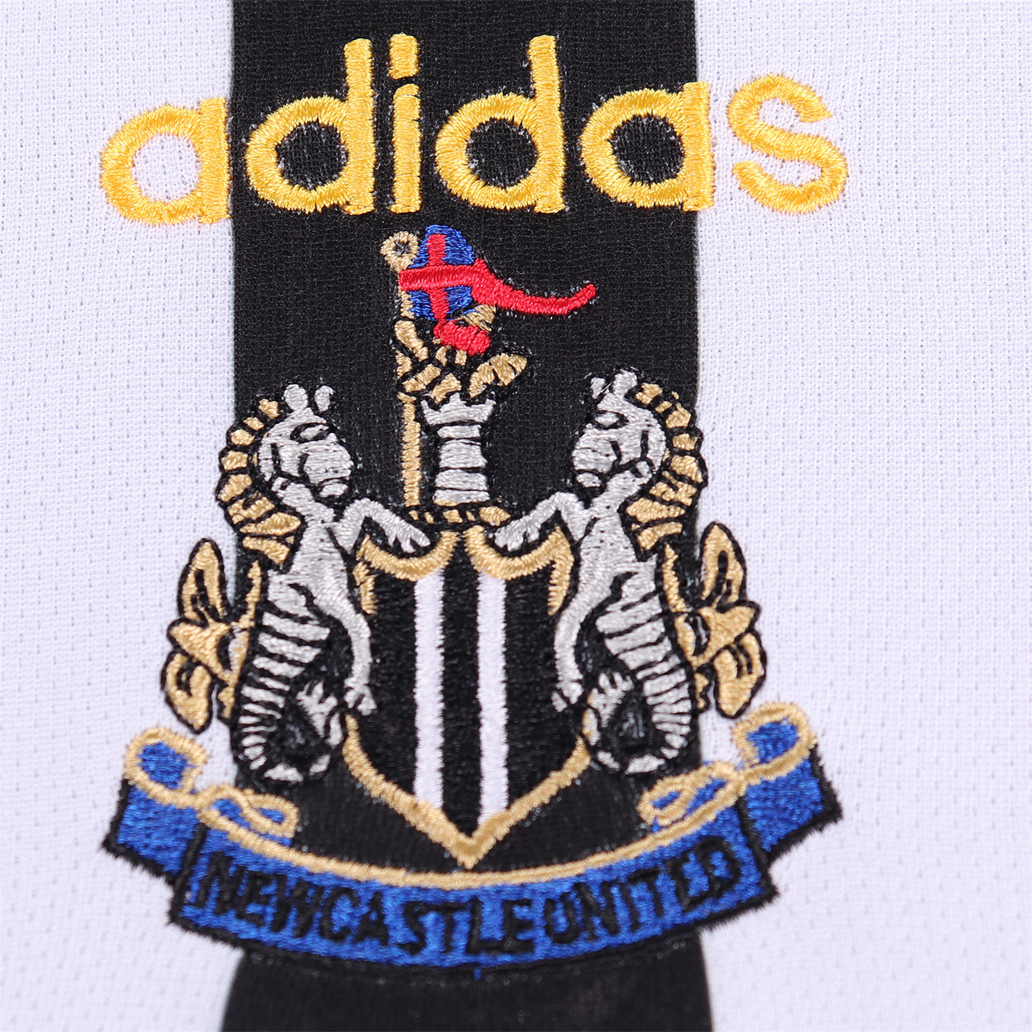 AlphaJersey-Retro Newcastle United 1997-99 Home Kids Kit
