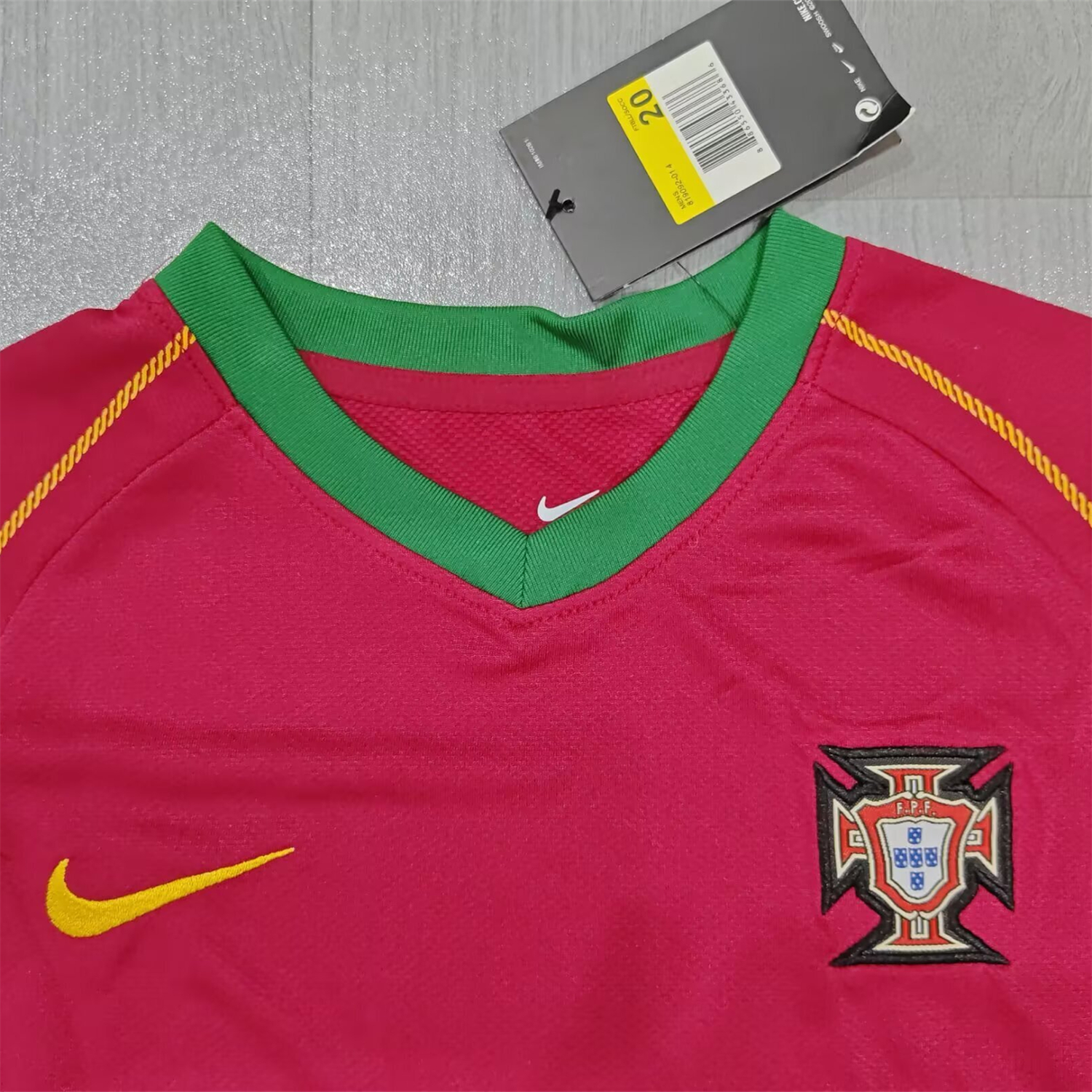 AlphaJersey-Retro Portugal 2006 Home Kids Kit