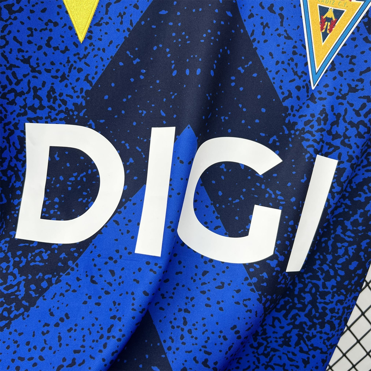 AlphaJersey-Cádiz Cadiz 25-26 Retro Style Jersey - Fans Version