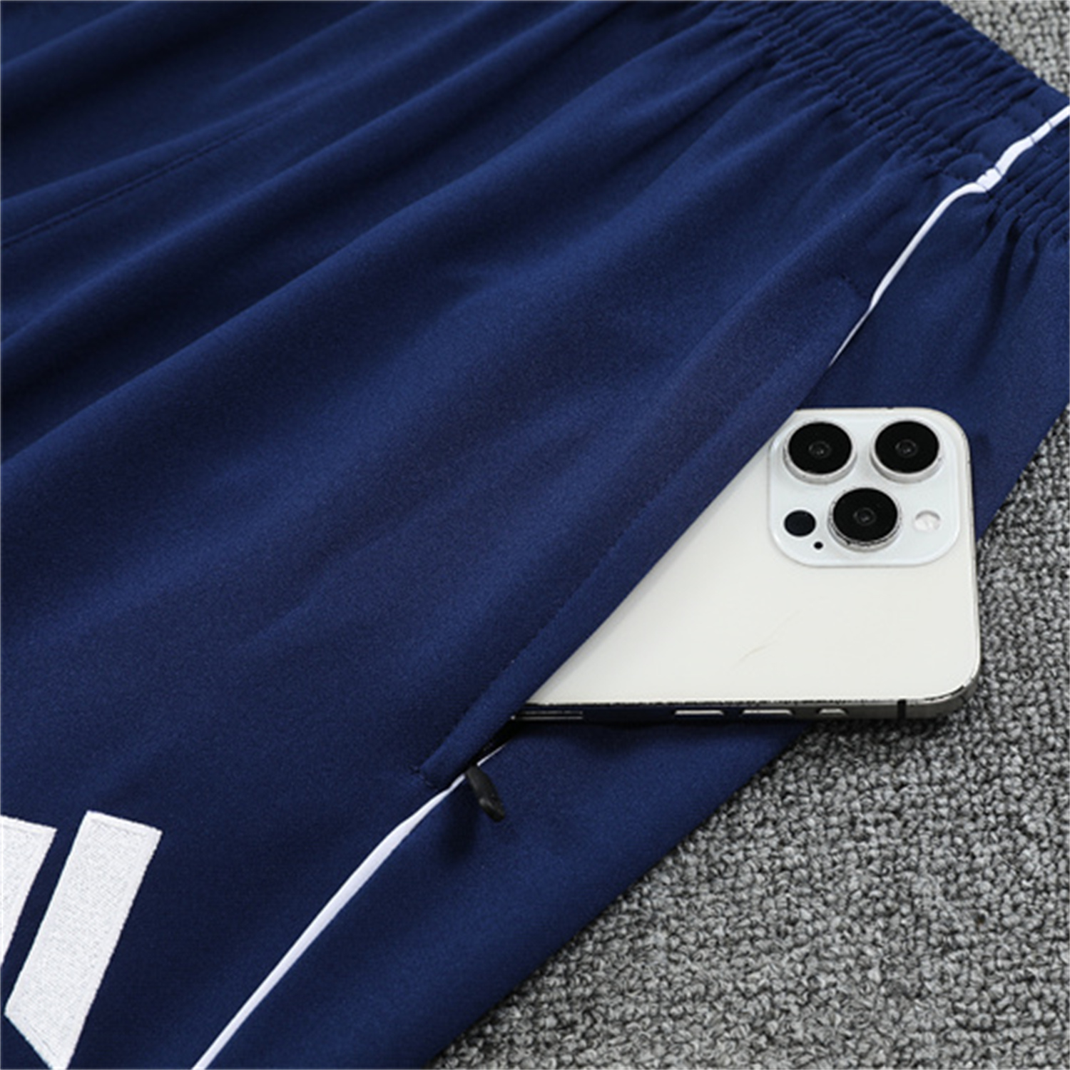 AlphaJersey-Arsenal 25-26 Kid Long Sleeves Training Set - Colorful Camouflage Top & Royal Blue Pants