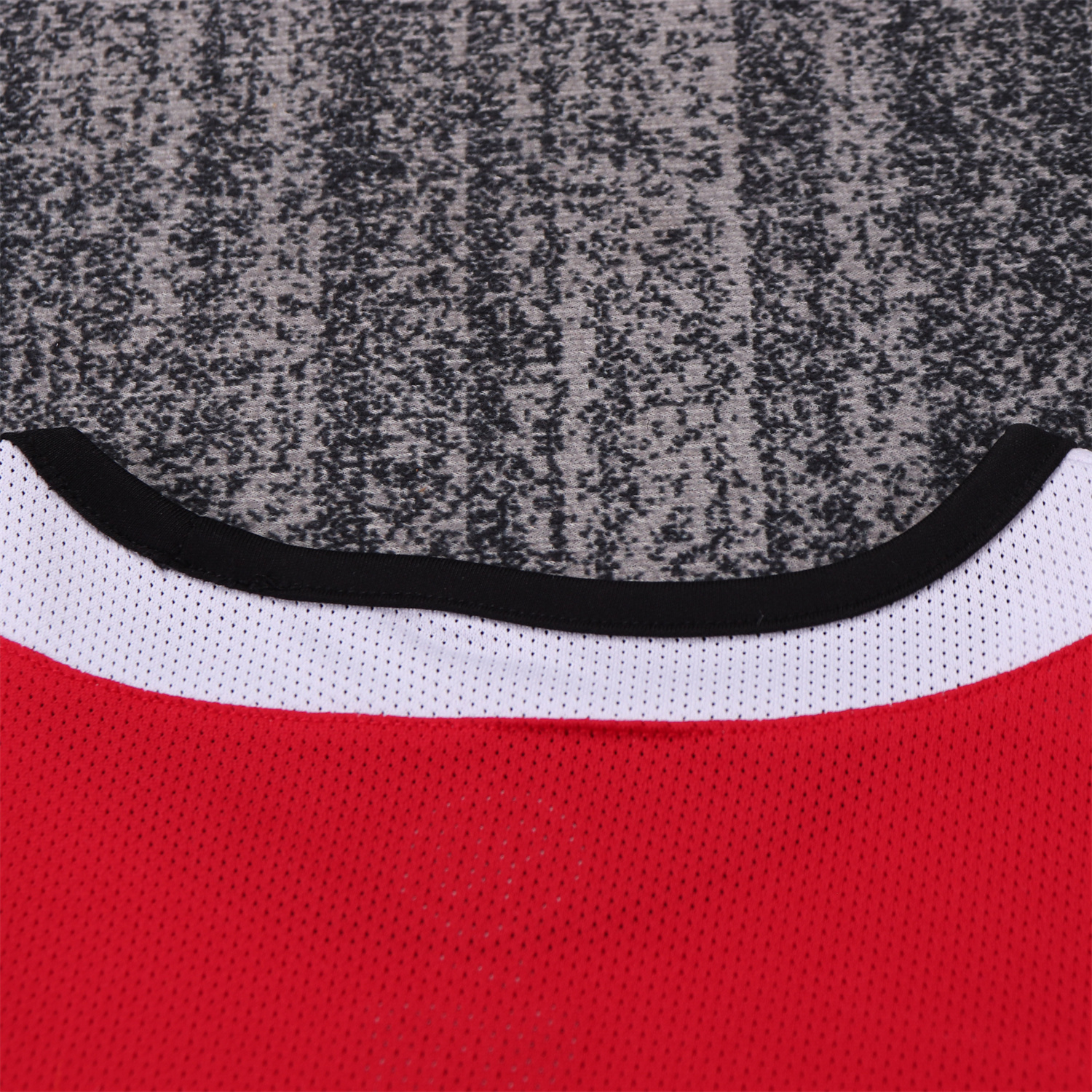 AlphaJersey-Retro Manchester United 2005-06 Home Kids Kit