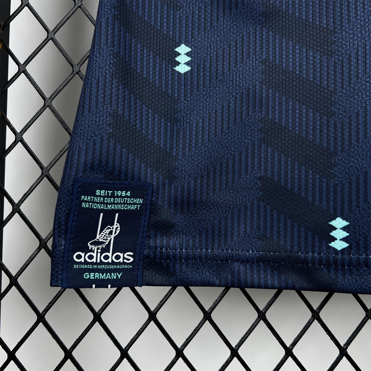 AlphaJersey-Women's Germany 2026 Away Jersey
