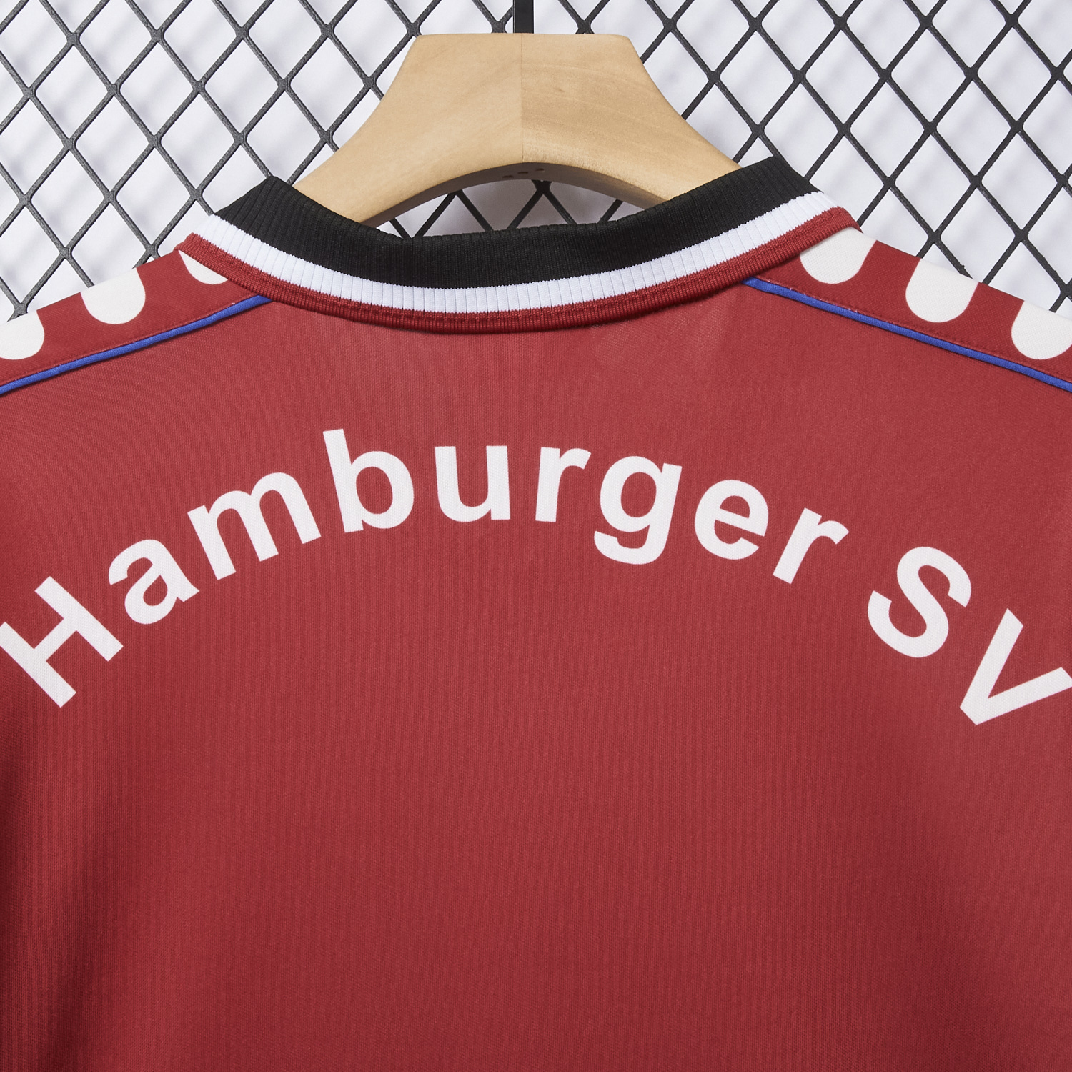 AlphaJersey-Retro Hamburger SV 1999-00 Third Red Jersey