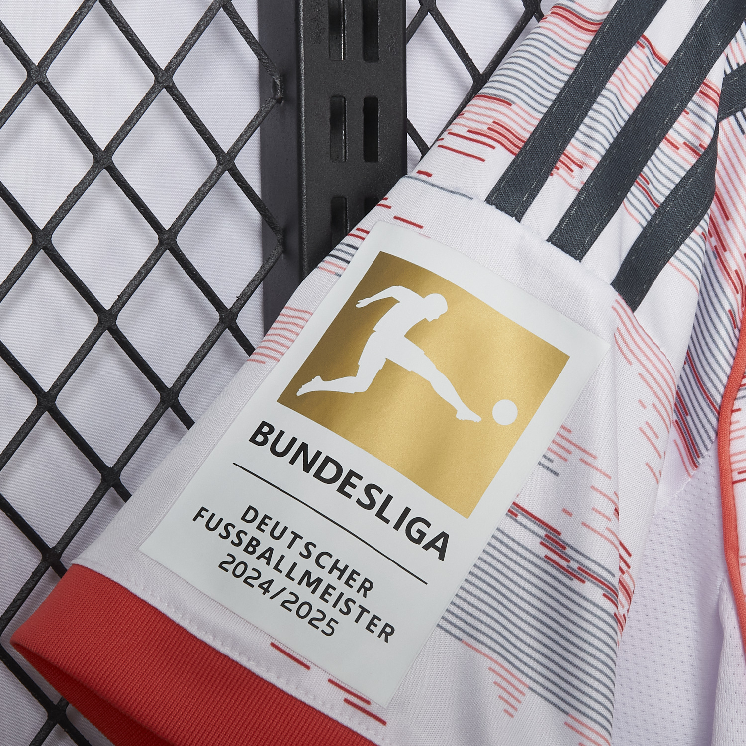 AlphaJersey-【MÜLLER 25 Pattern】Bayern Munich 25-26 Away Jersey - Fans Version