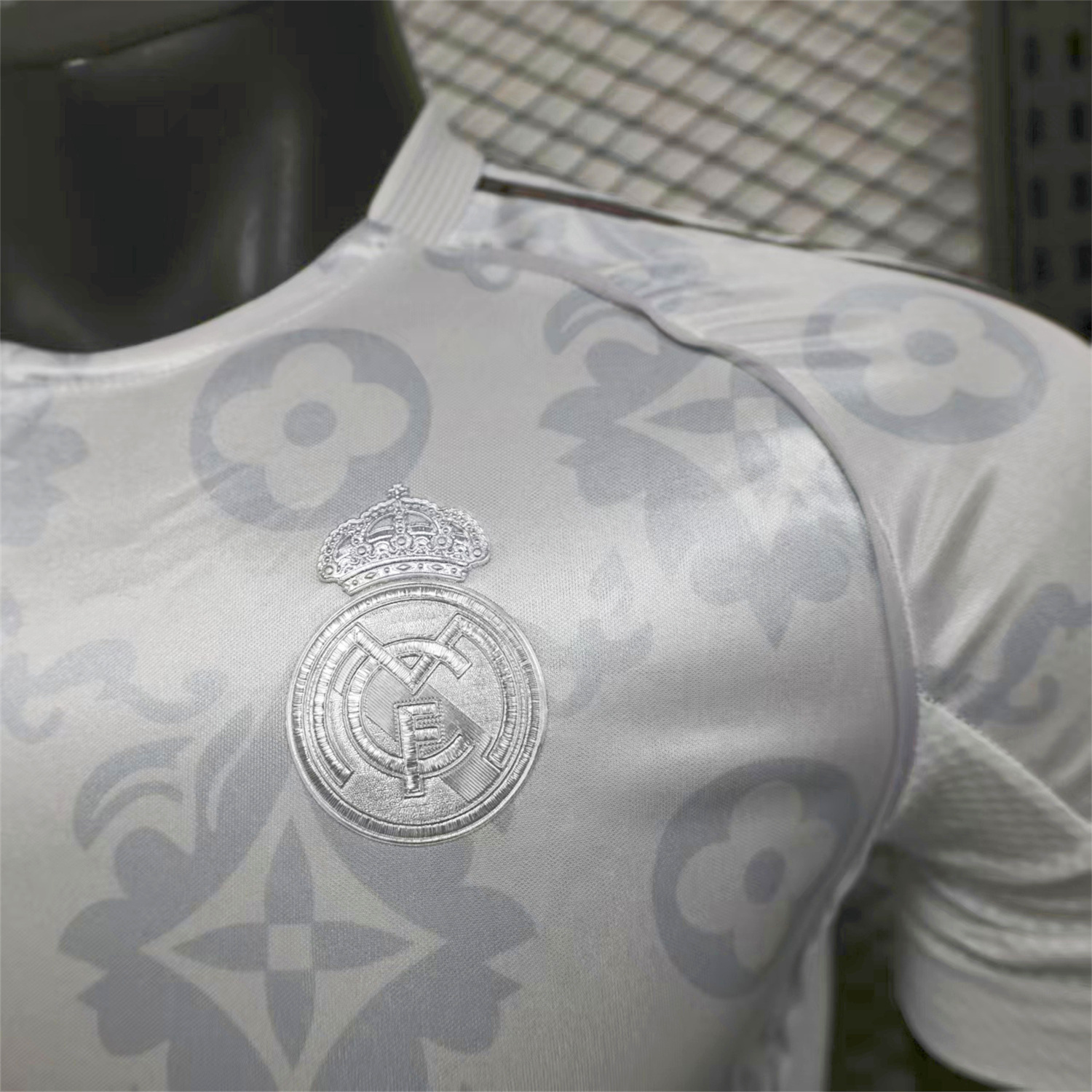 AlphaJersey-Real Madrid 25-26 Platinum Edition Special Jersey - Player Version