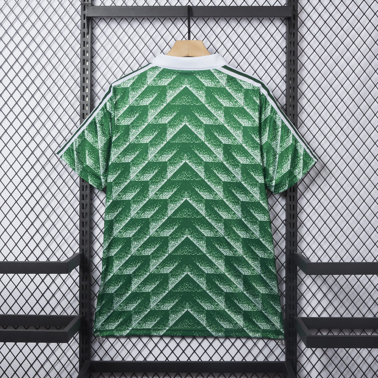 AlphaJersey-Retro Hannover 96 1990-91 Away Green Jersey
