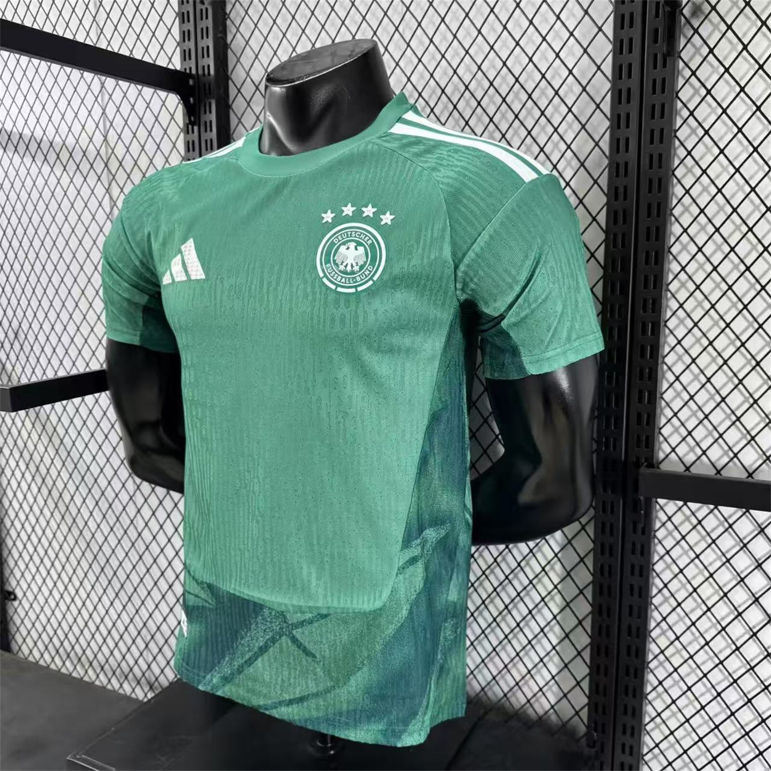 AlphaJersey-Germany 2026 Green Goalkeeper Jersey - Player Version