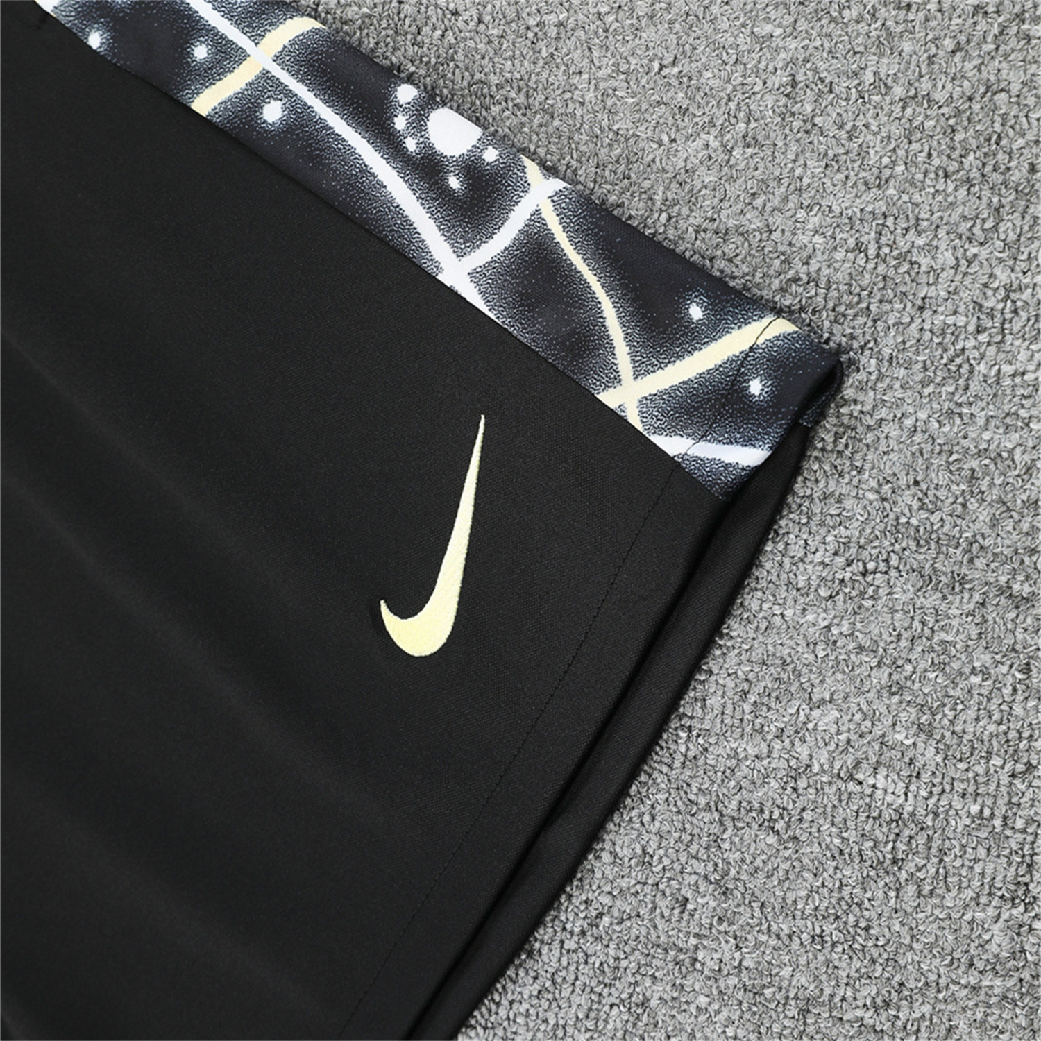 AlphaJersey-C.H.E.L.S.E.A 25-26 Vest Training Set - Yellow Fluorescent Rays Black Vest & Black Shorts