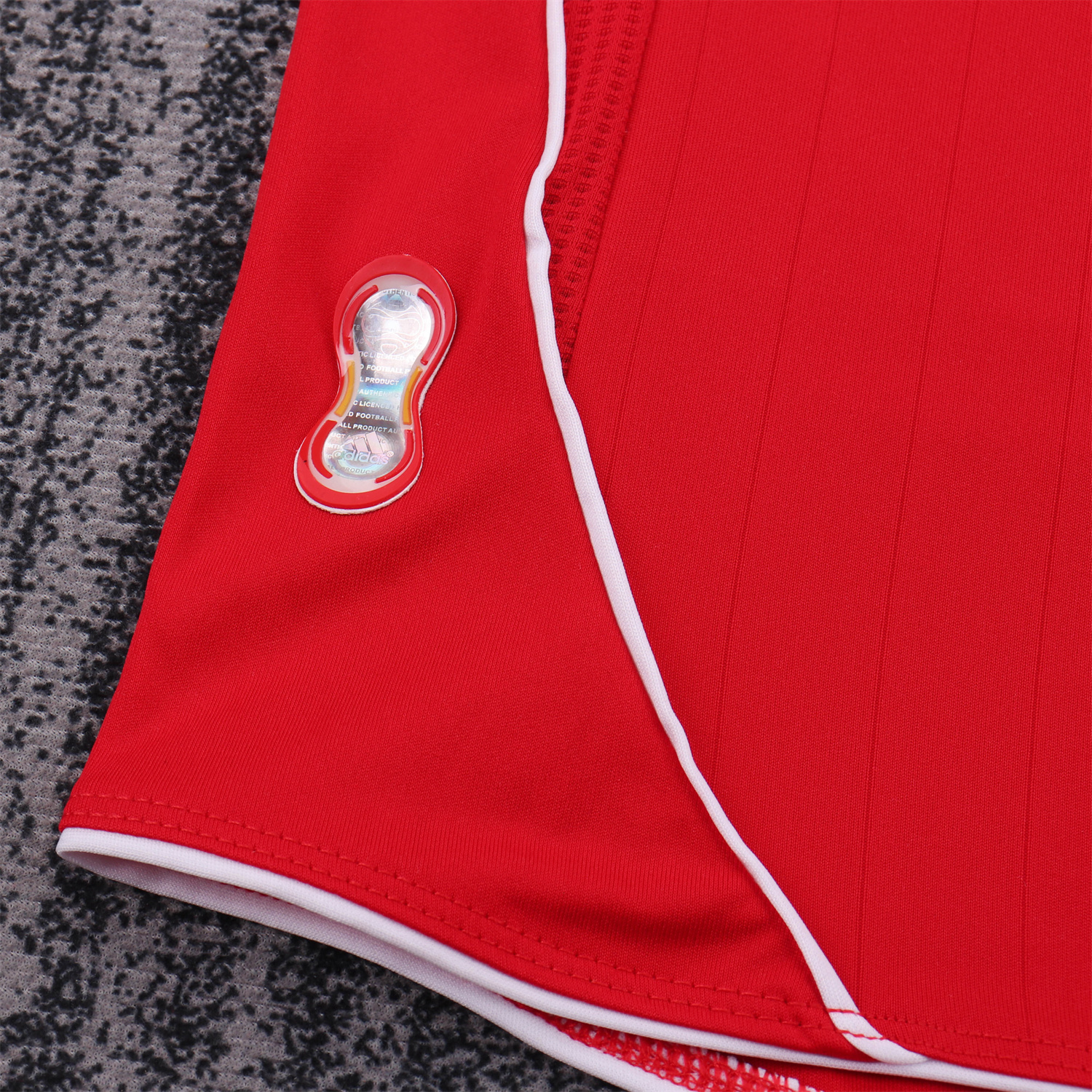 AlphaJersey-Retro Liver.pool 2006-08 Home Kids Kit