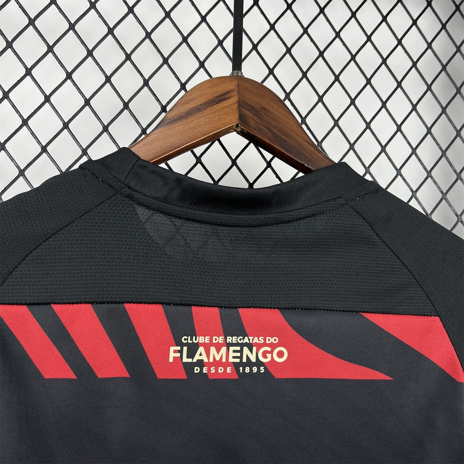 AlphaJersey-Women's Flamengo 25-26 Red And Black Special Jersey