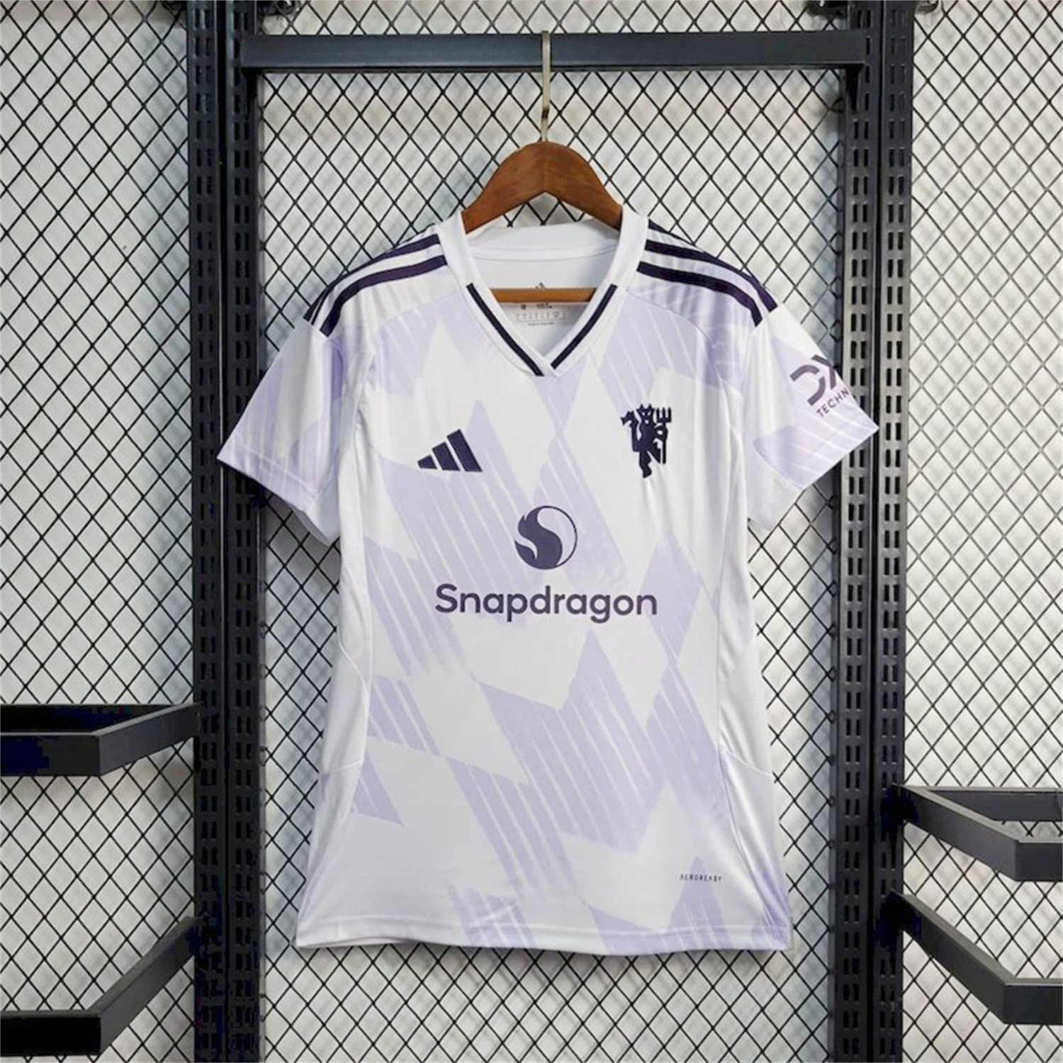 AlphaJersey-Women's Manchester United 25-26 Away Jersey