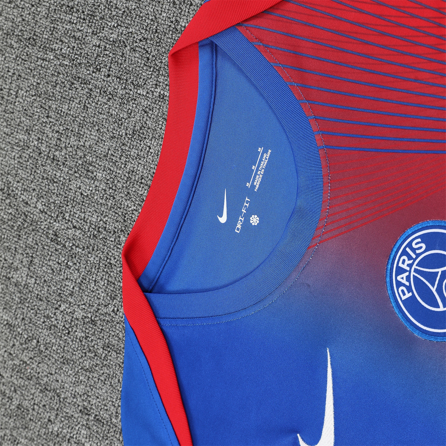 AlphaJersey-Paris Saint-Germain PSG 25-26 Vest Training Set - Red And Blue Lines Vest & Blue Shorts