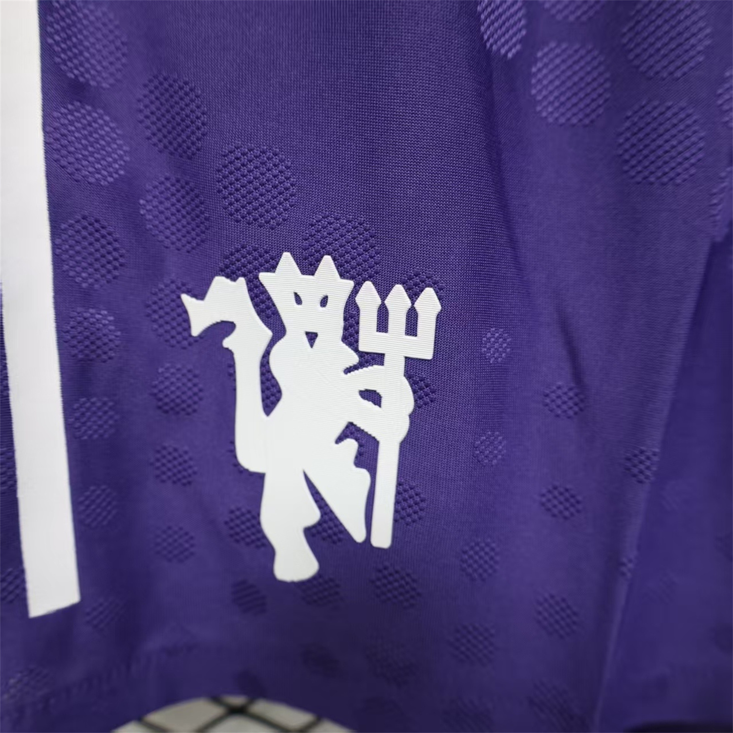 AlphaJersey-Manchester United 25-26 Away Purple Shorts - Player Version