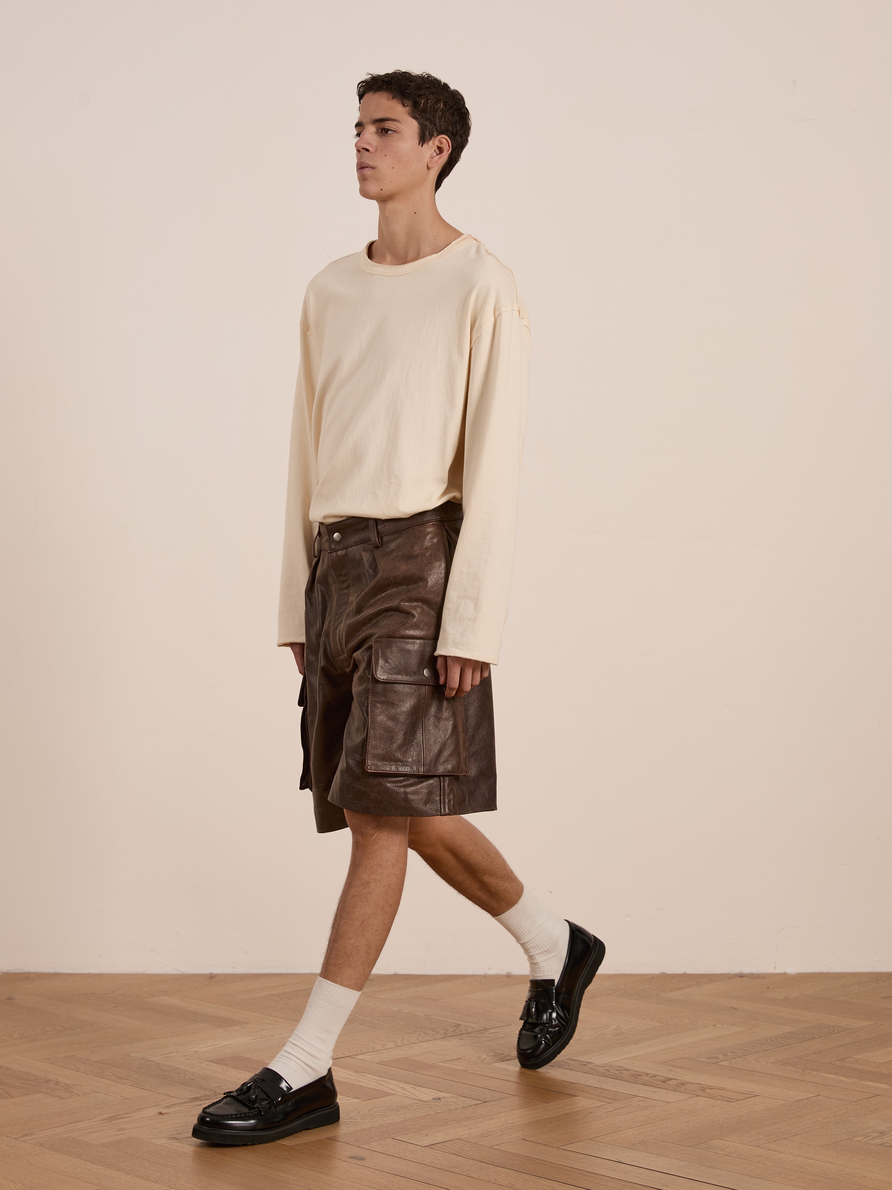 Dusk Distressed Genuine Leather Cargo Shorts | Modern Menswear by yycbvcnbmmnbm