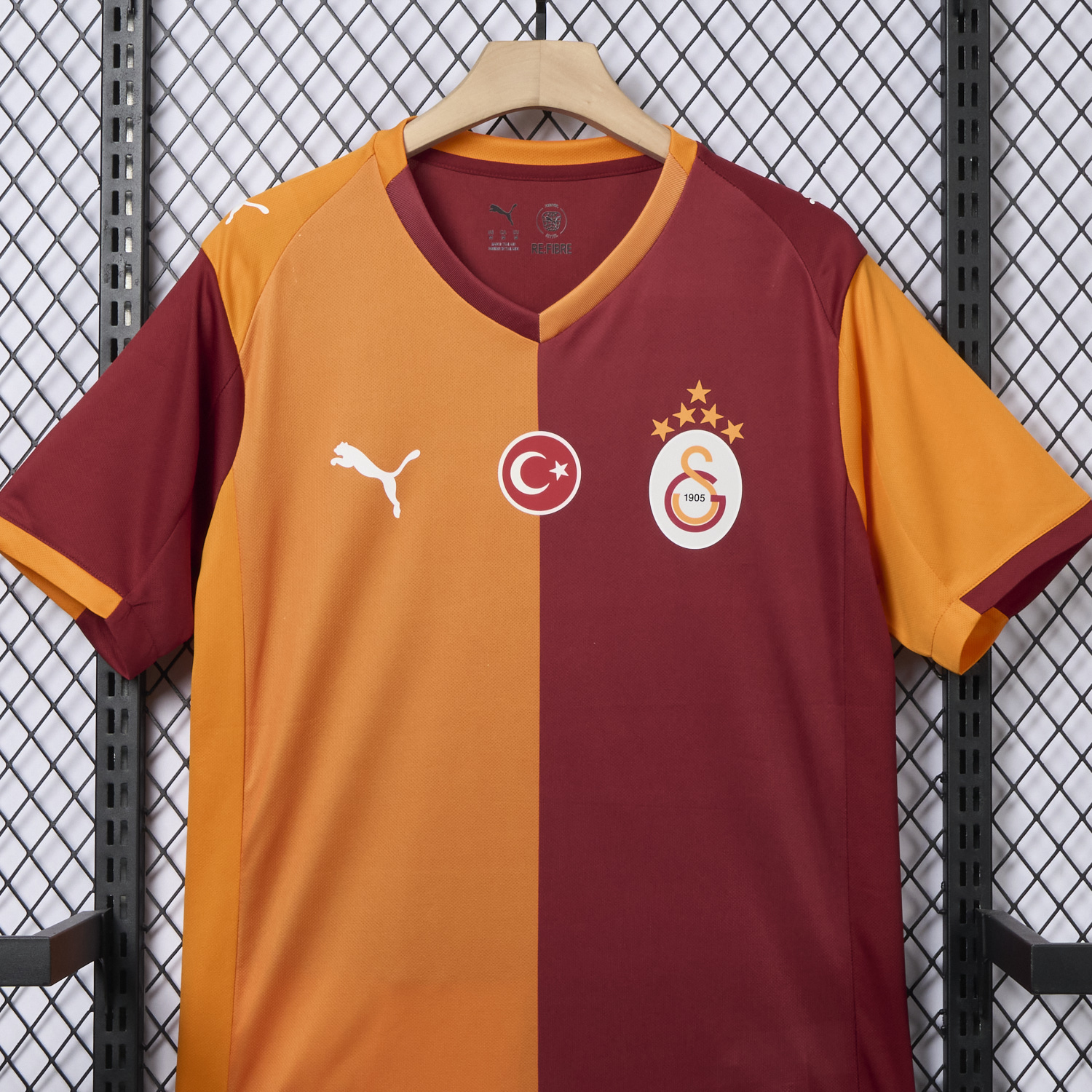 AlphaJersey-Galatasaray 25-26 Home Unsponsored Jersey with Five Stars - Fans Version