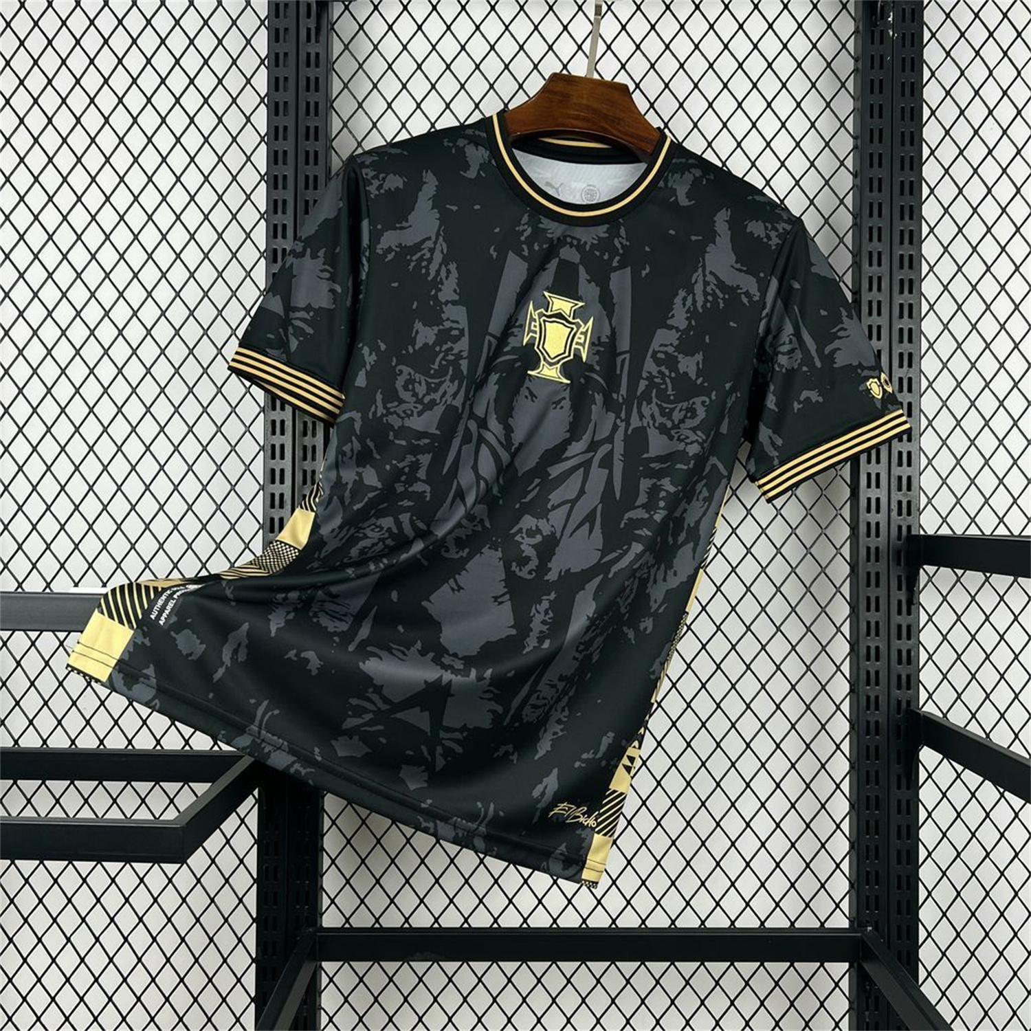 AlphaJersey-Portugal 2026 COMMA Black CR7 Special Jersey - Fans Version
