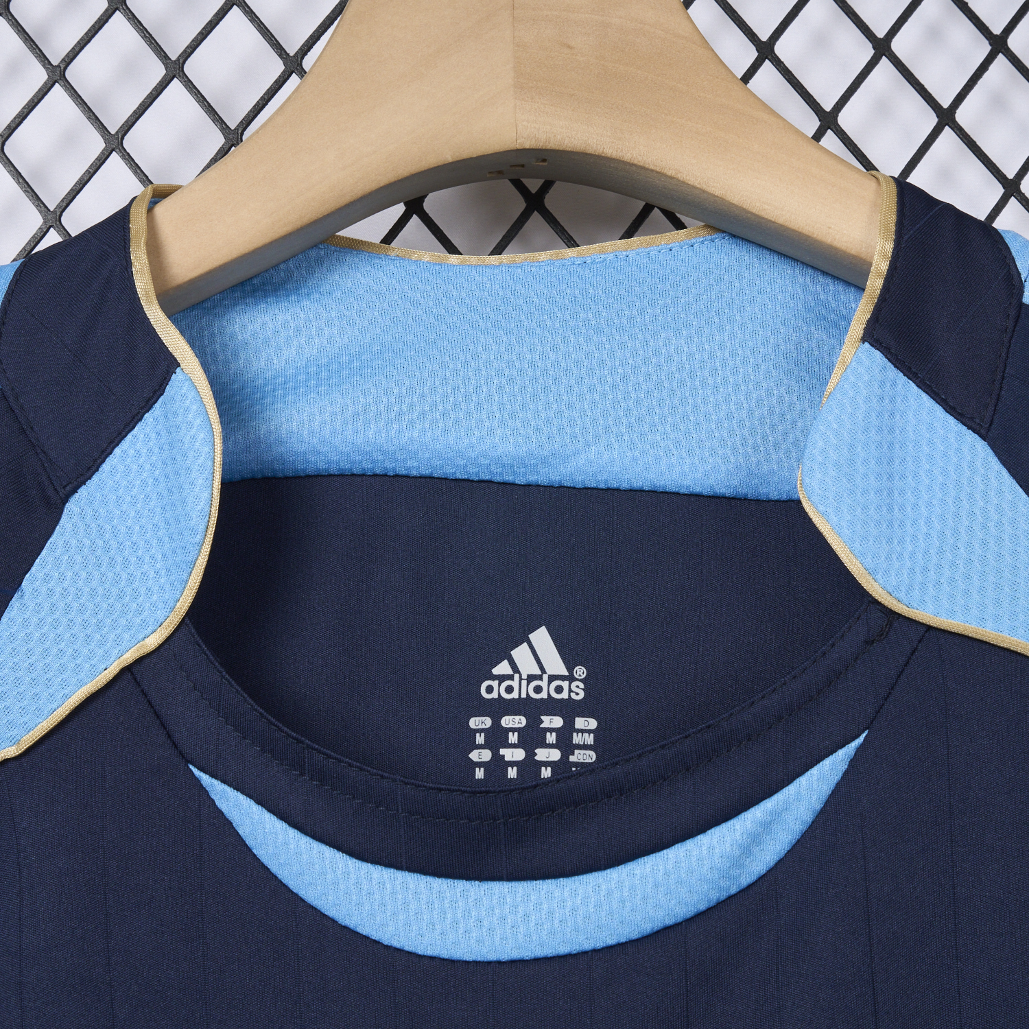 AlphaJersey-Retro Argentina 2006 Away Jersey
