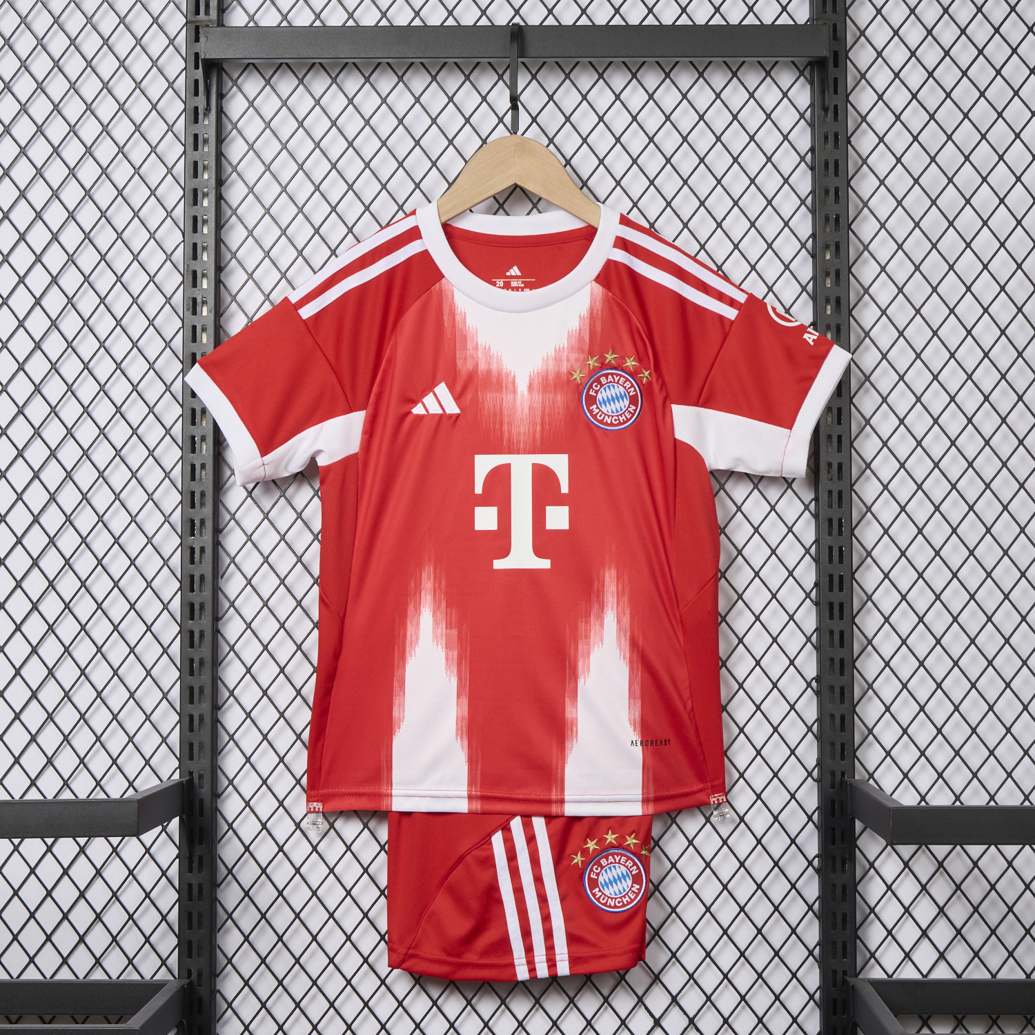 AlphaJersey-Bayern Munich 25-26 Home Müller Limited Edition Kids Kit