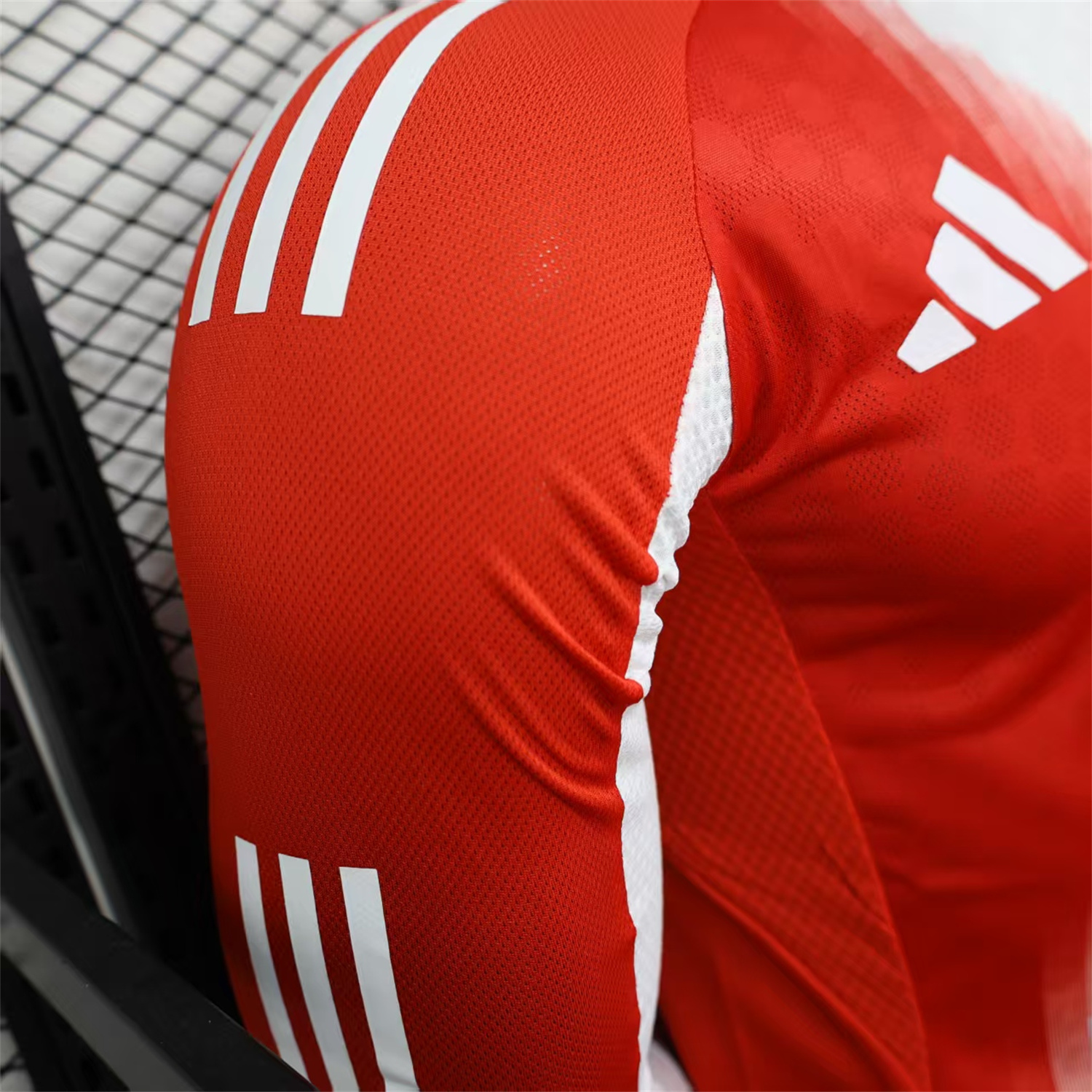 AlphaJersey-Bayern Munich 25-26 Home Long Sleeves Jersey - Player Version